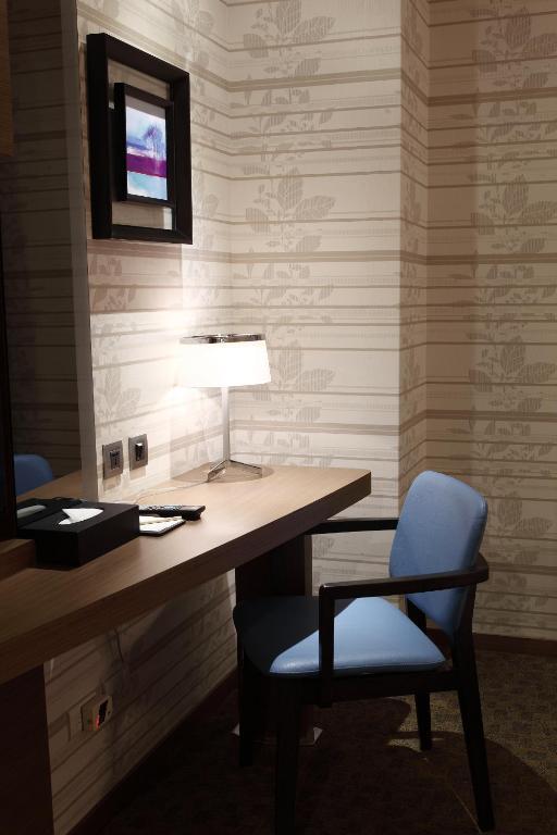 World Mai - Nanjing Hotel 3*