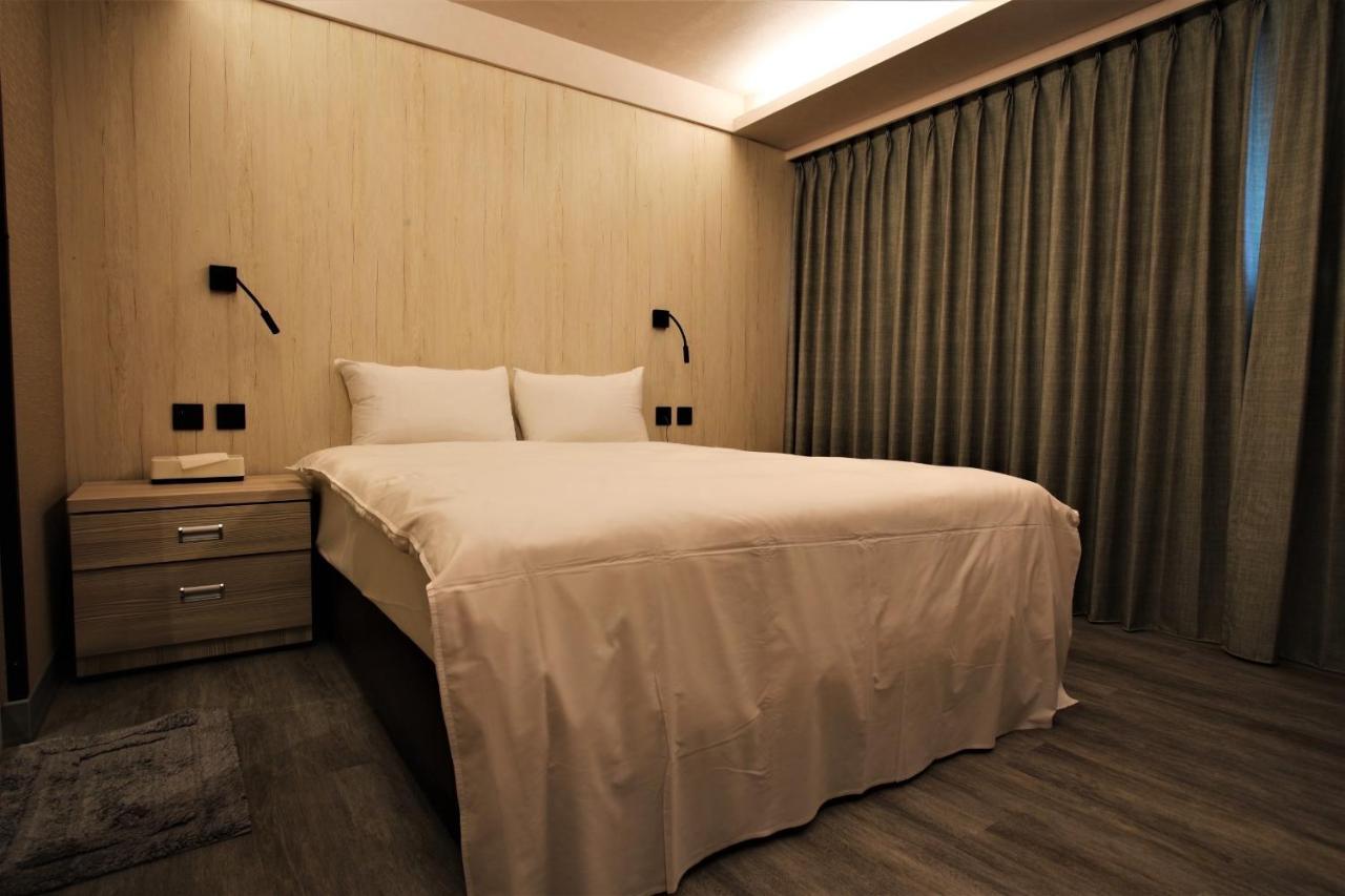 Golden 3* Taipei