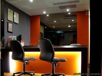 Orange - Guanqian Hotel