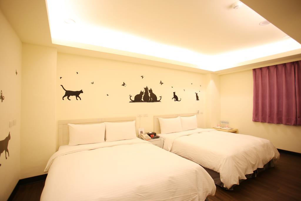 Love House Hotel 2*