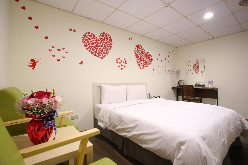 Hotel Love House 2*