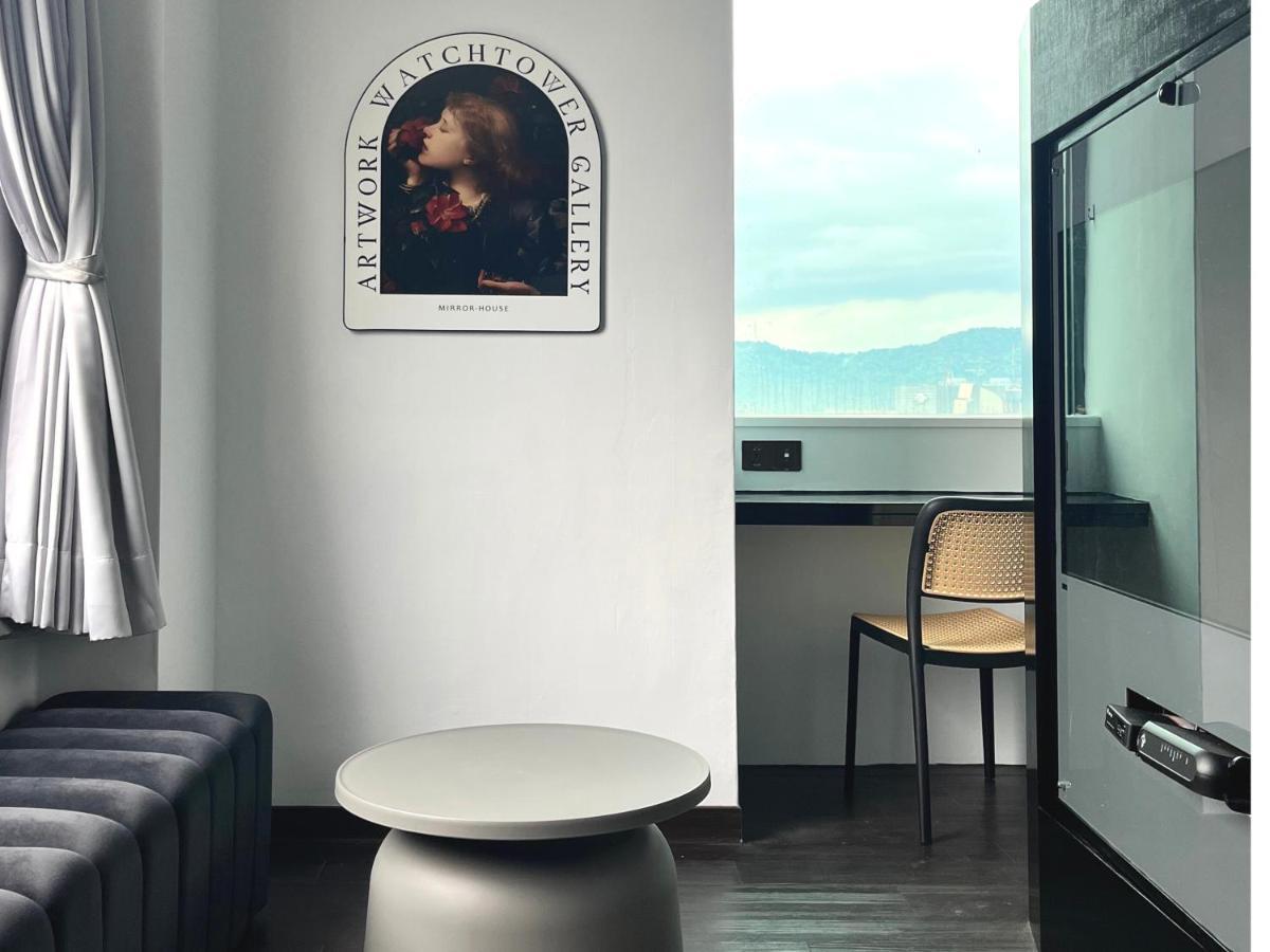 Aparthotel Hermit Dorm Taipei