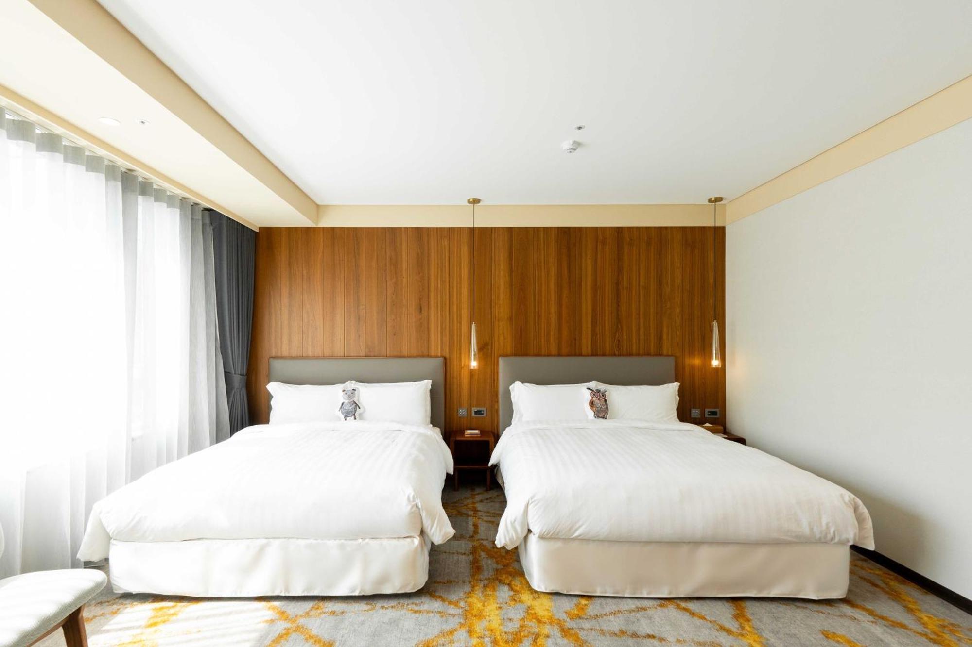 Home Hotel Hotel