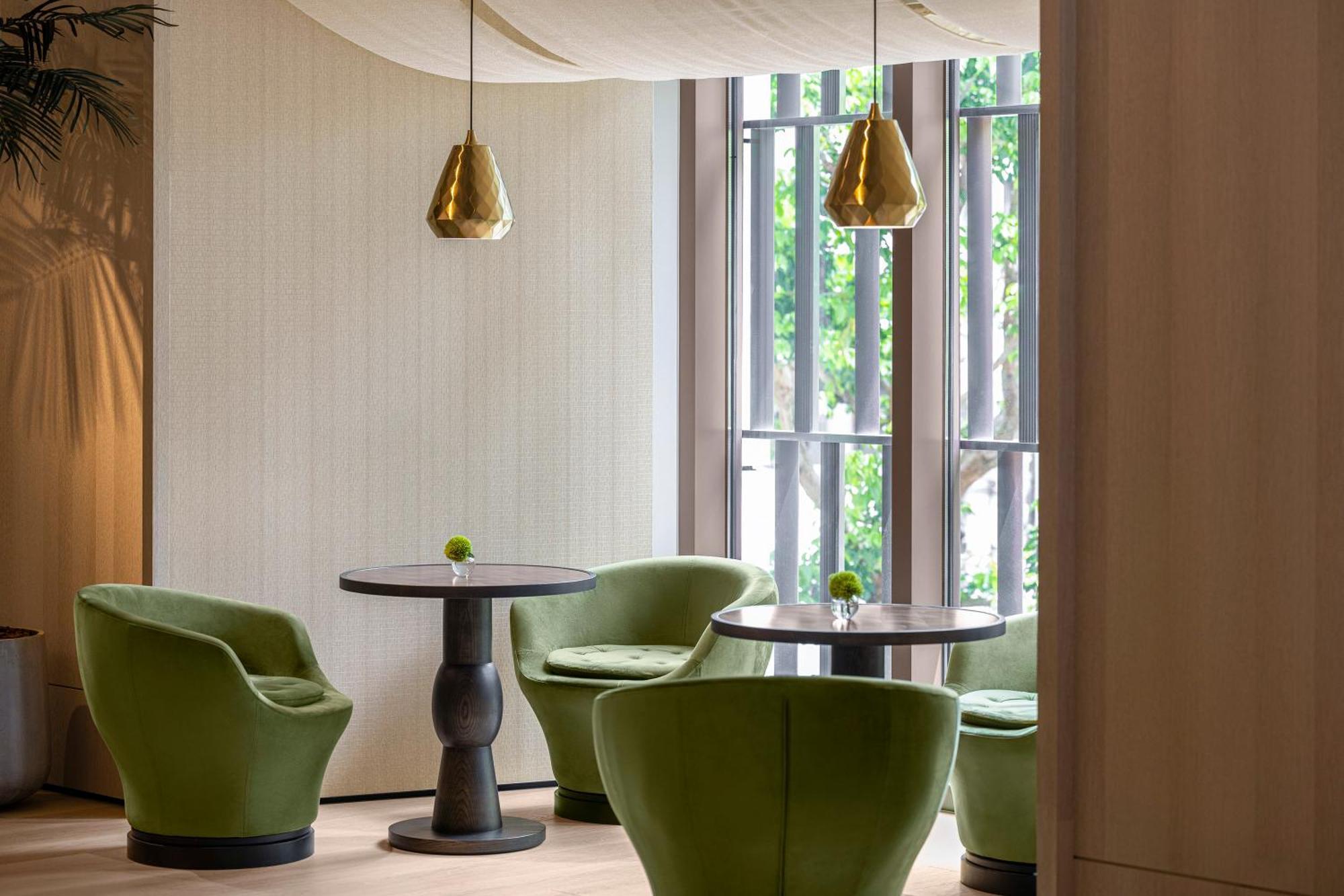 Humble Boutique 4*