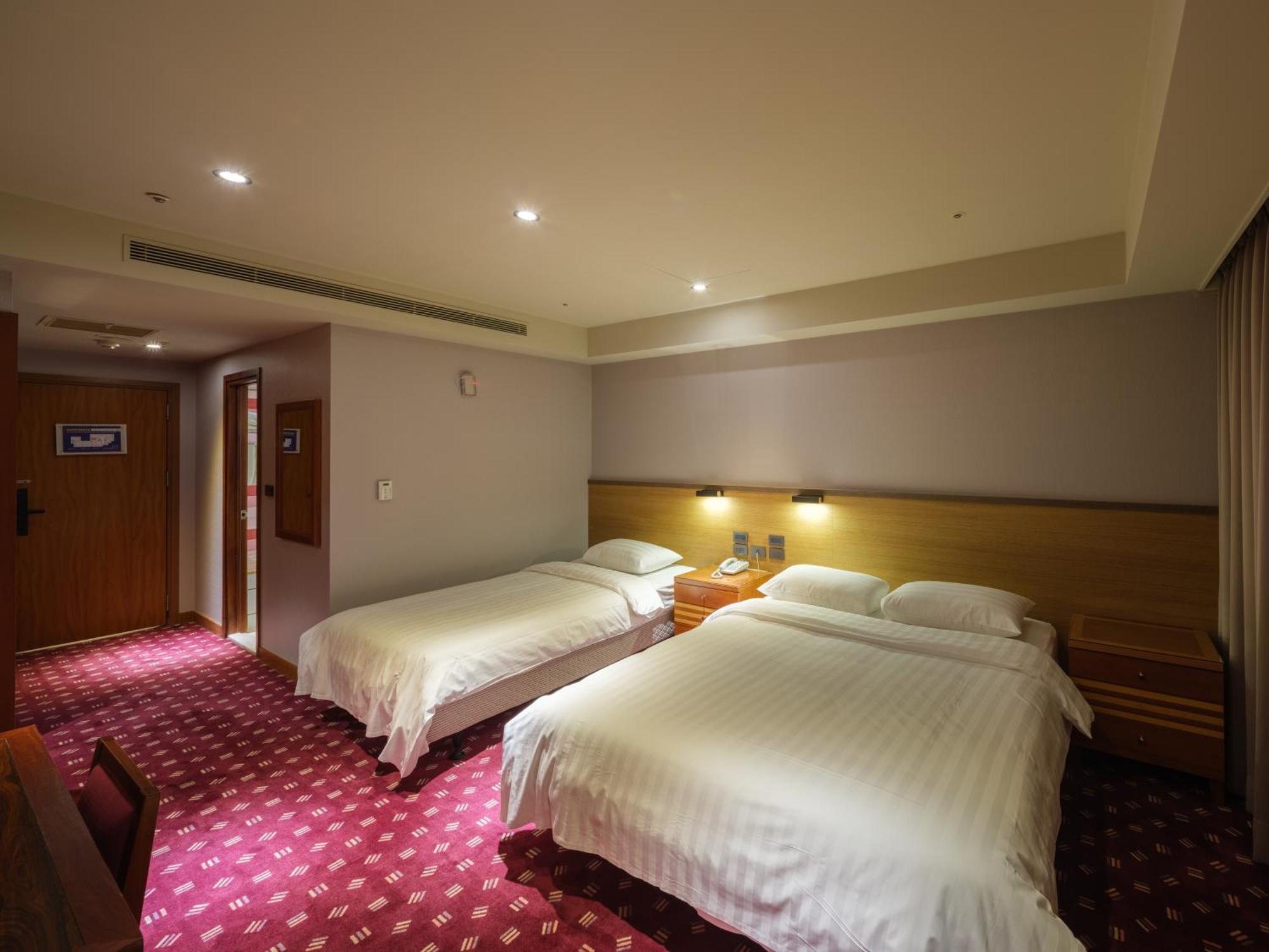 Hotel Rich & Free - Fuzhong 富逸旅趣-板橋府中館 3*