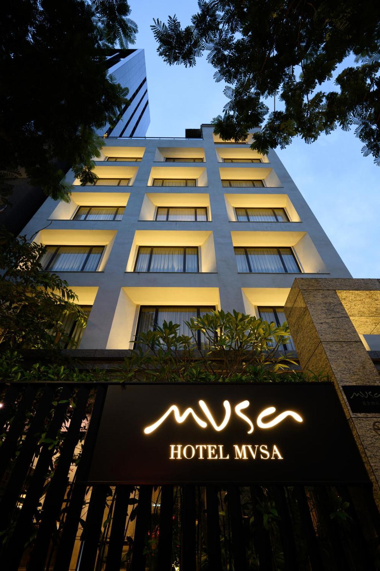 Mvsa+michelin 2 Starred Molino De Urdaniz Taipei