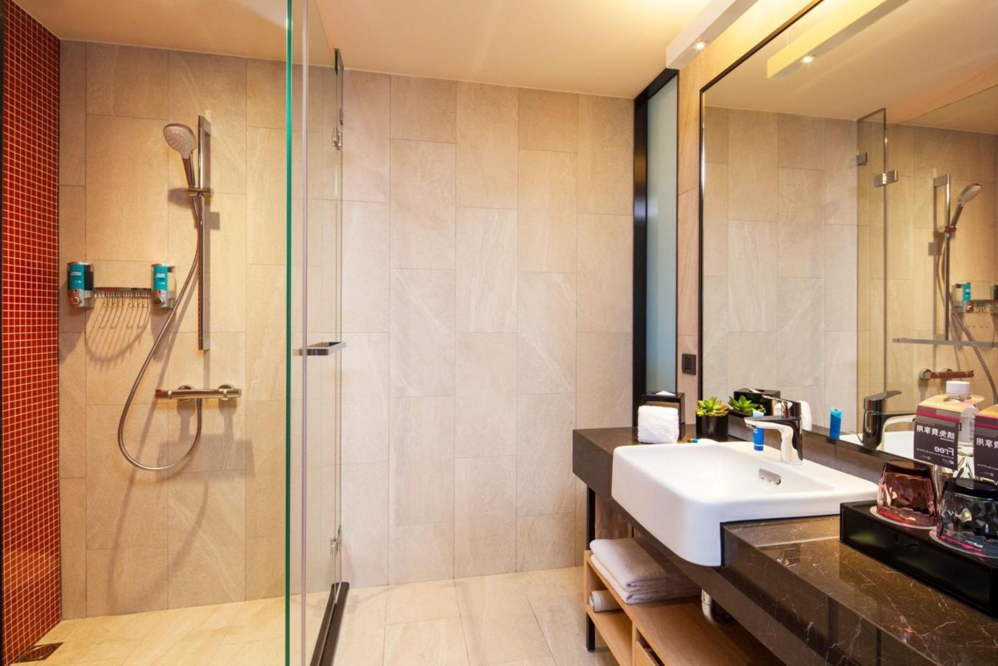 Aloft Beitou Hotel