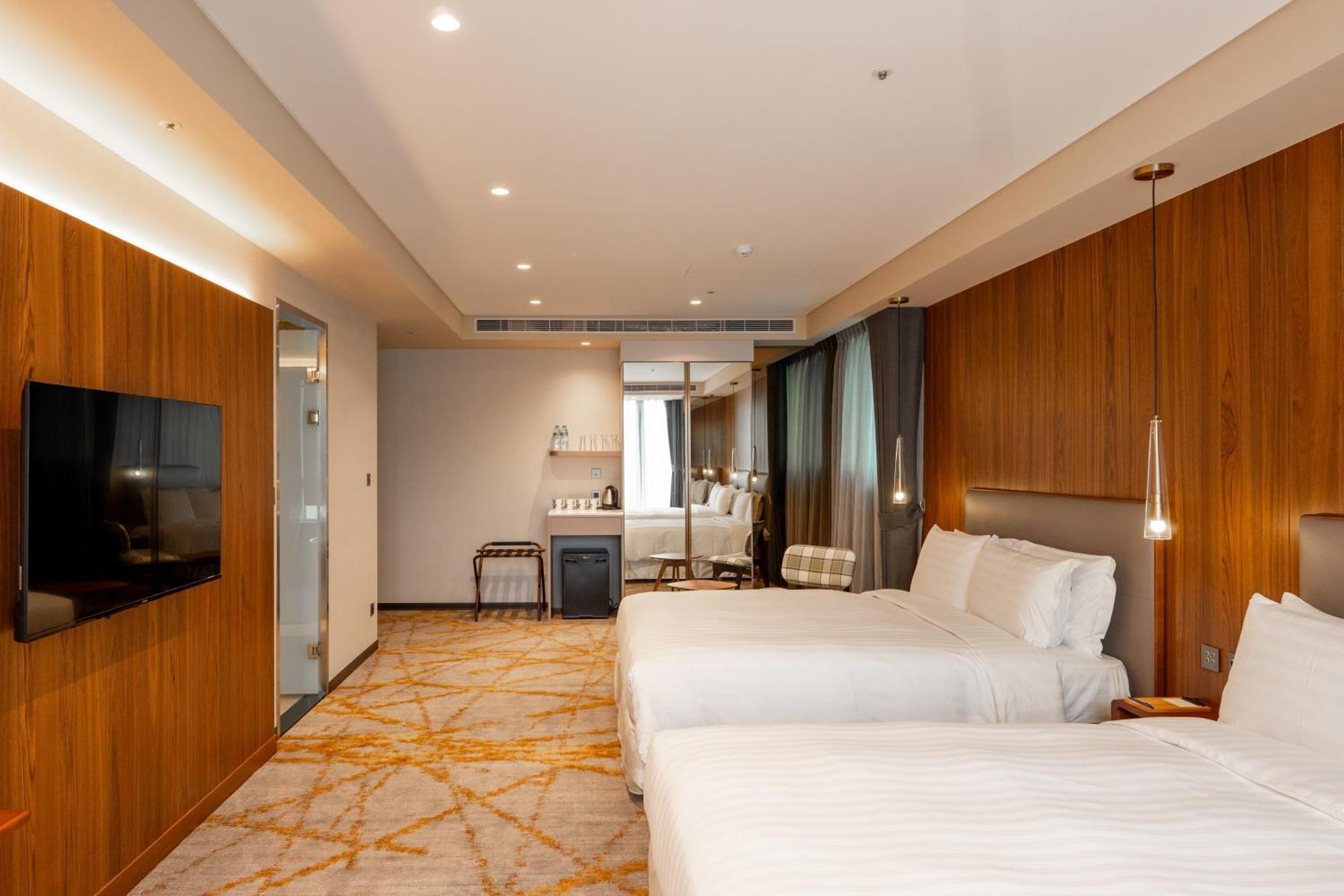 Home Hotel Hotel