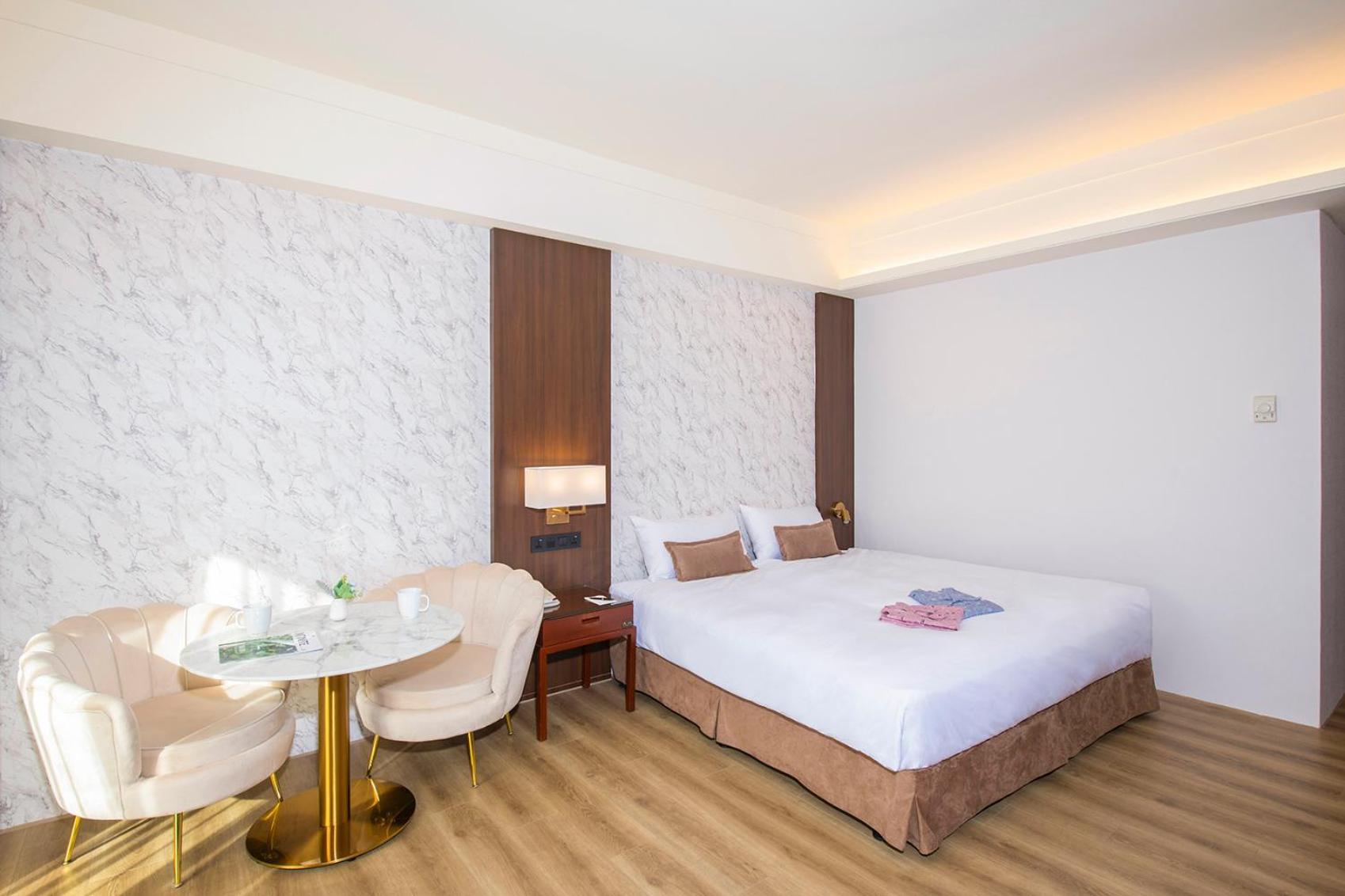 Hotel Hamp Court Palace 4*