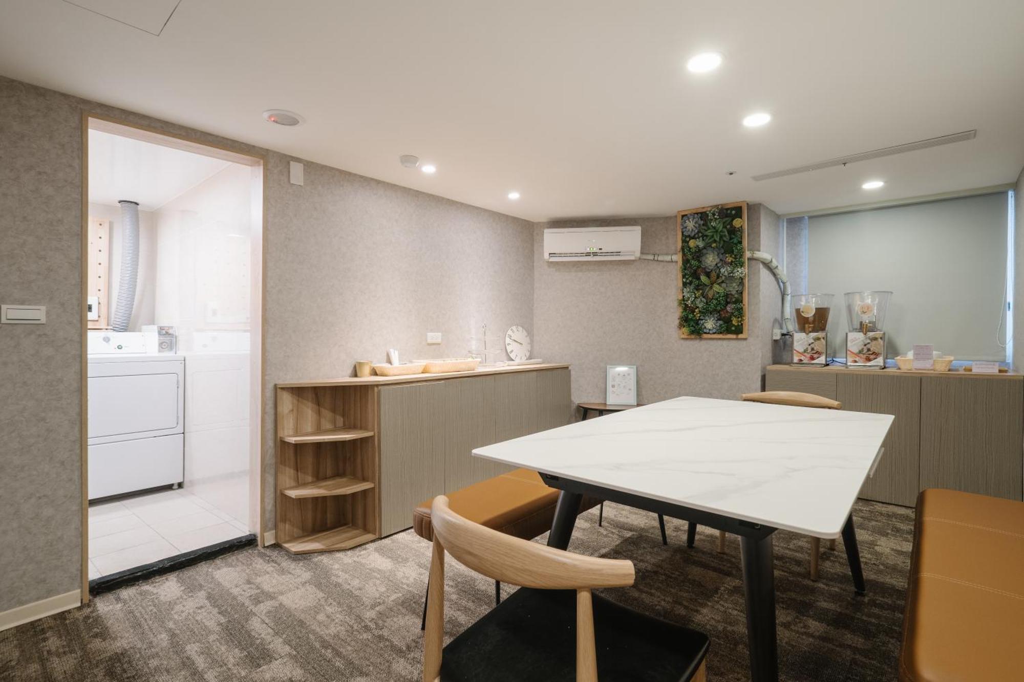 Attic Penginapan Taipei