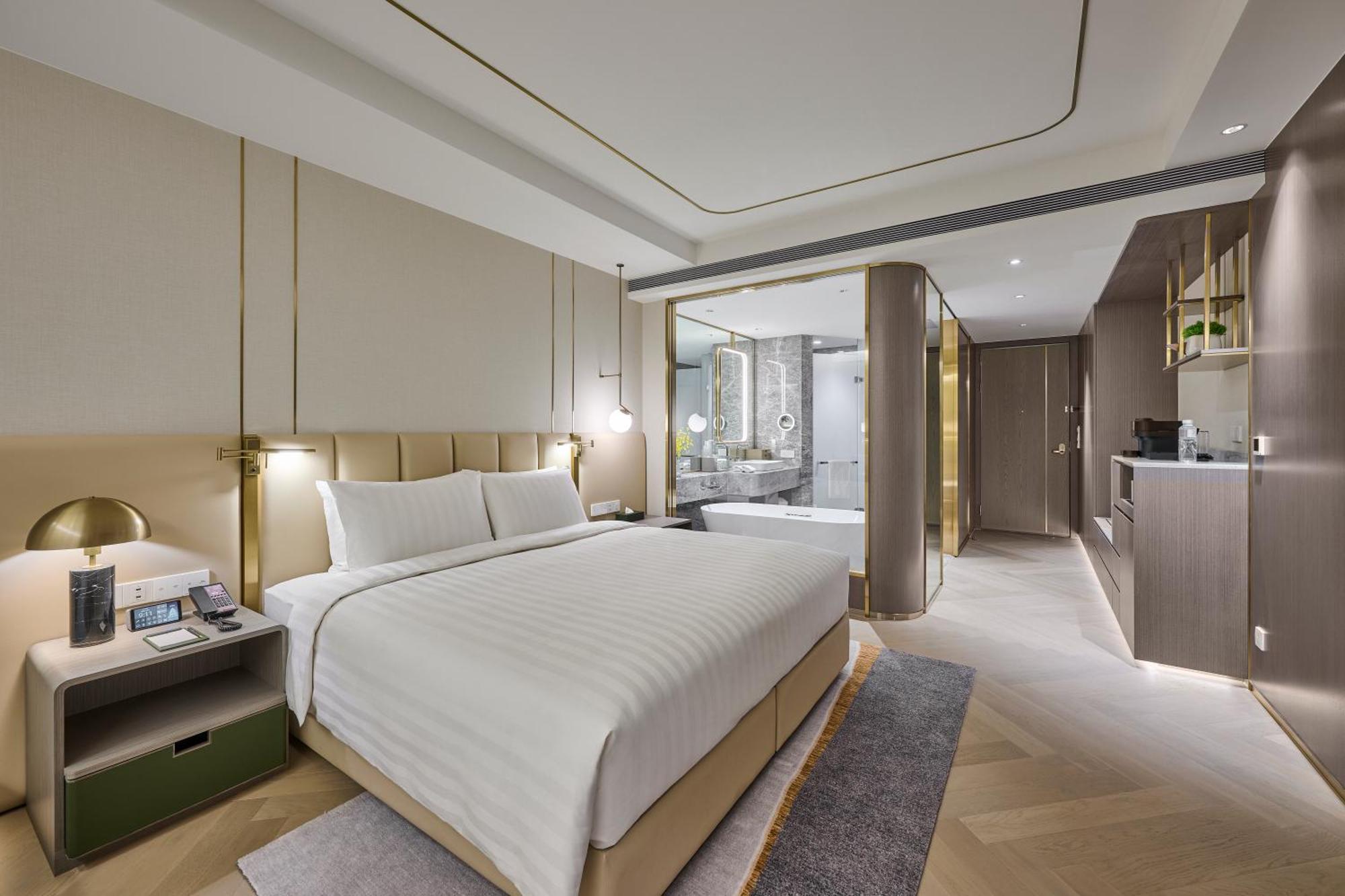 Grand Hilai Hotel 5*