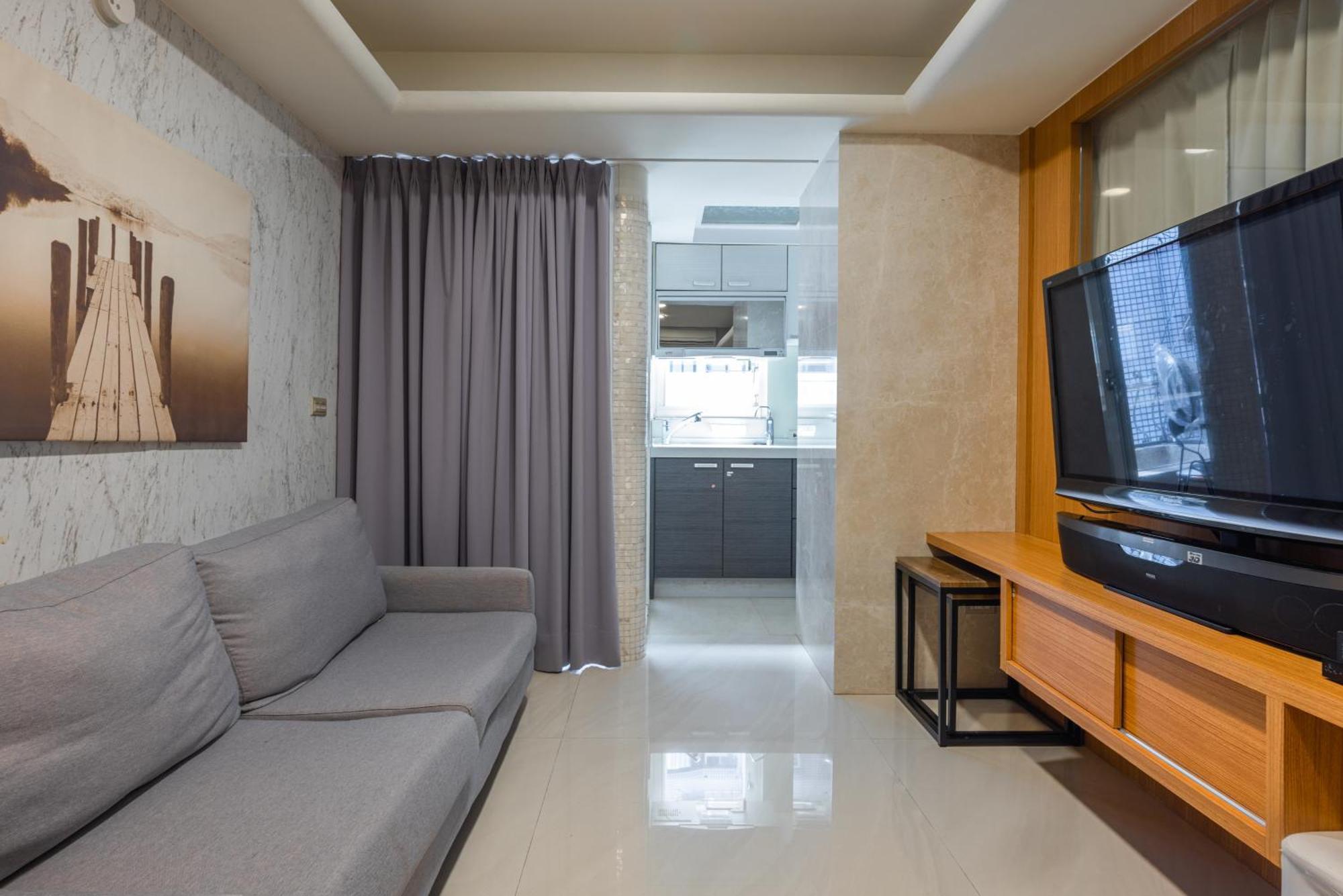 Apartment Comfy & 2b1b, Sleeps 5, 3min To Daan Mrt 舒適市中心 2房1衛 睡5人 3分到大安站 *
