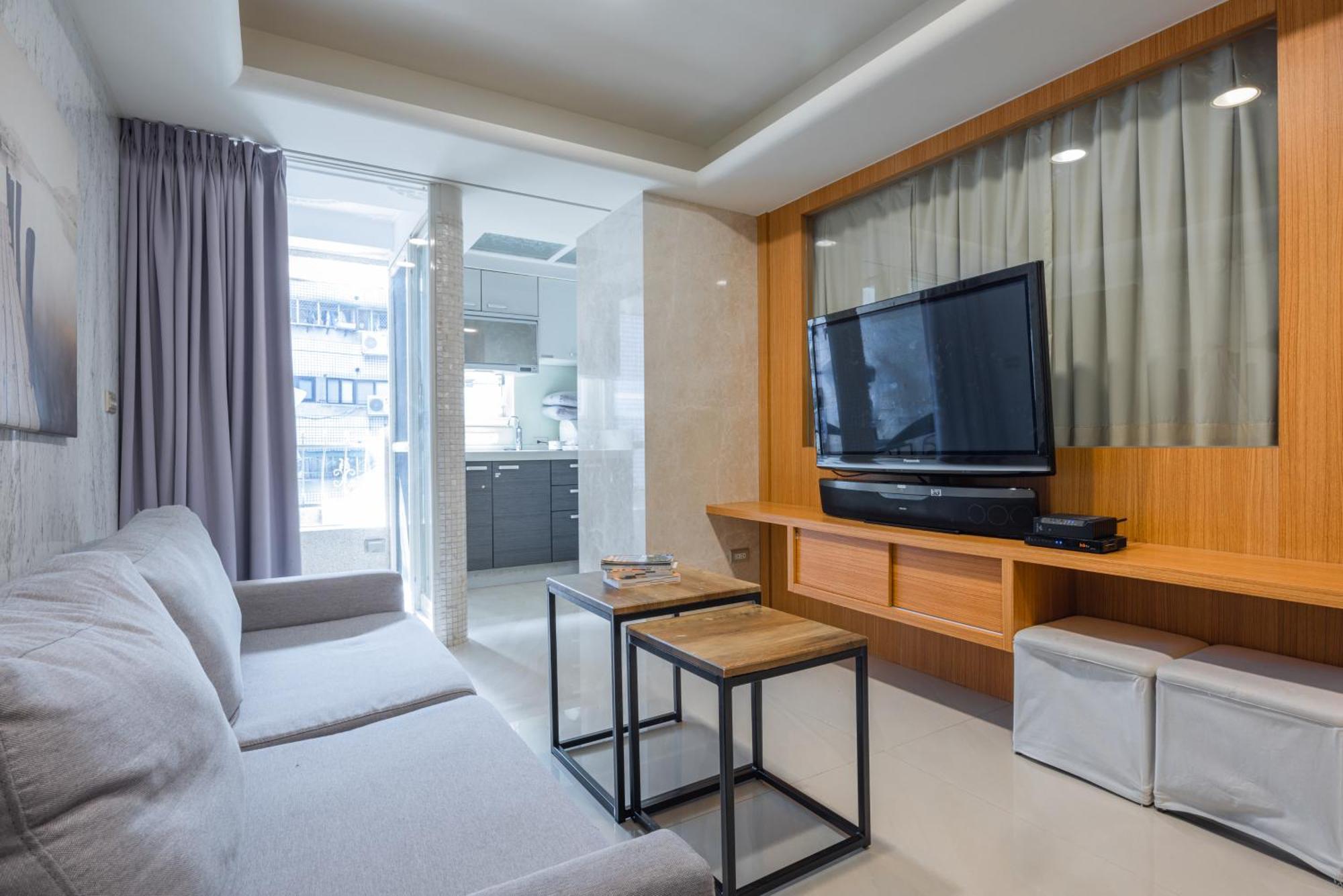 Comfy & 2b1b, Sleeps 5, 3min To Daan Mrt 舒適市中心 2房1衛 睡5人 3分到大安站 * Taipei