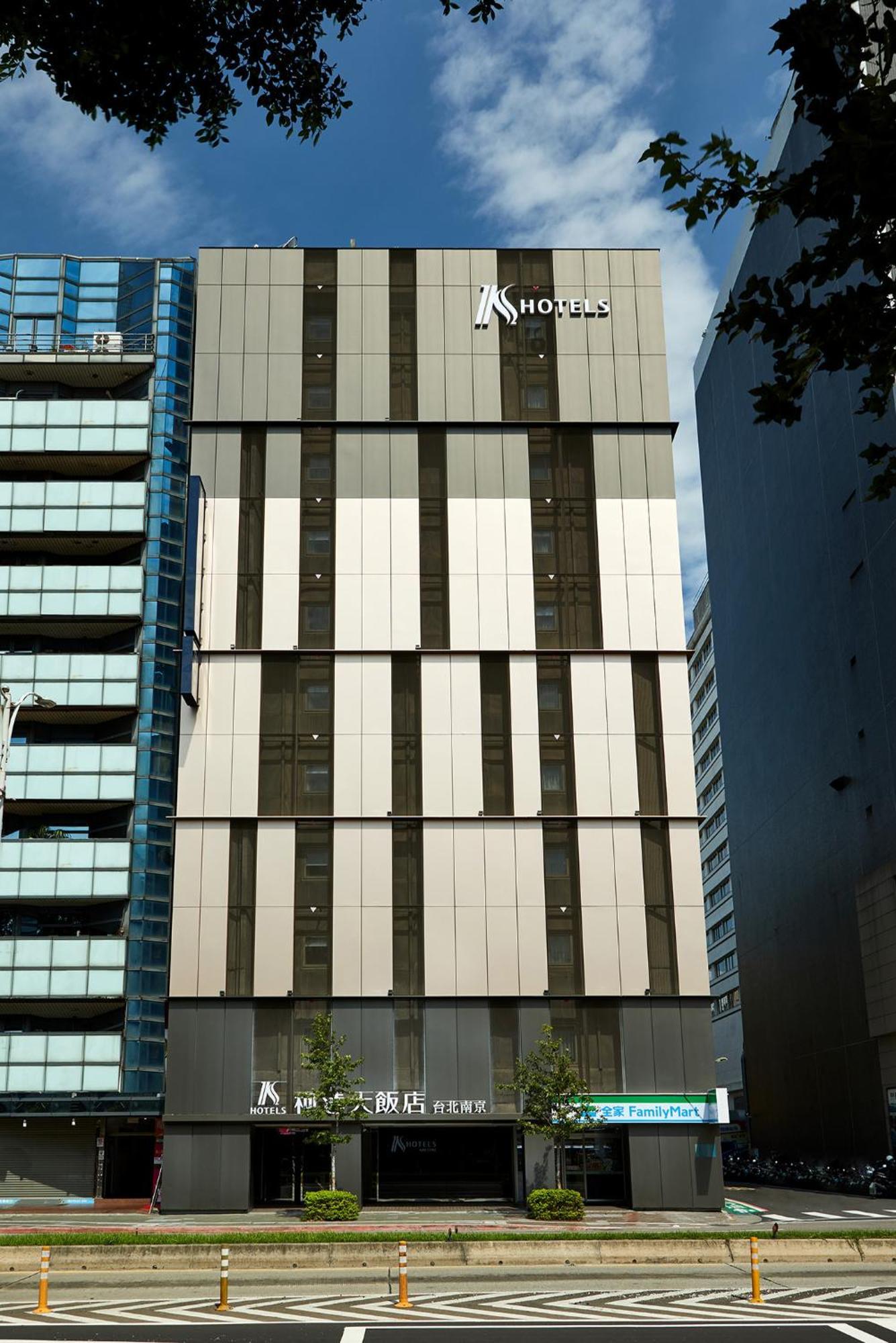 Hotel K Nanjing 4*