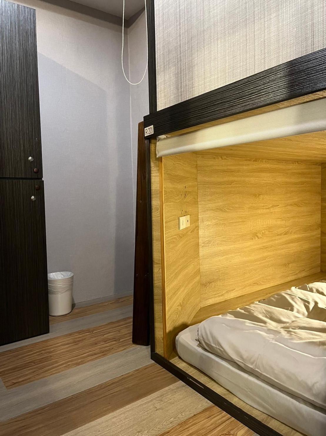 Hostel Work At 101 慕誠行旅 Taipei