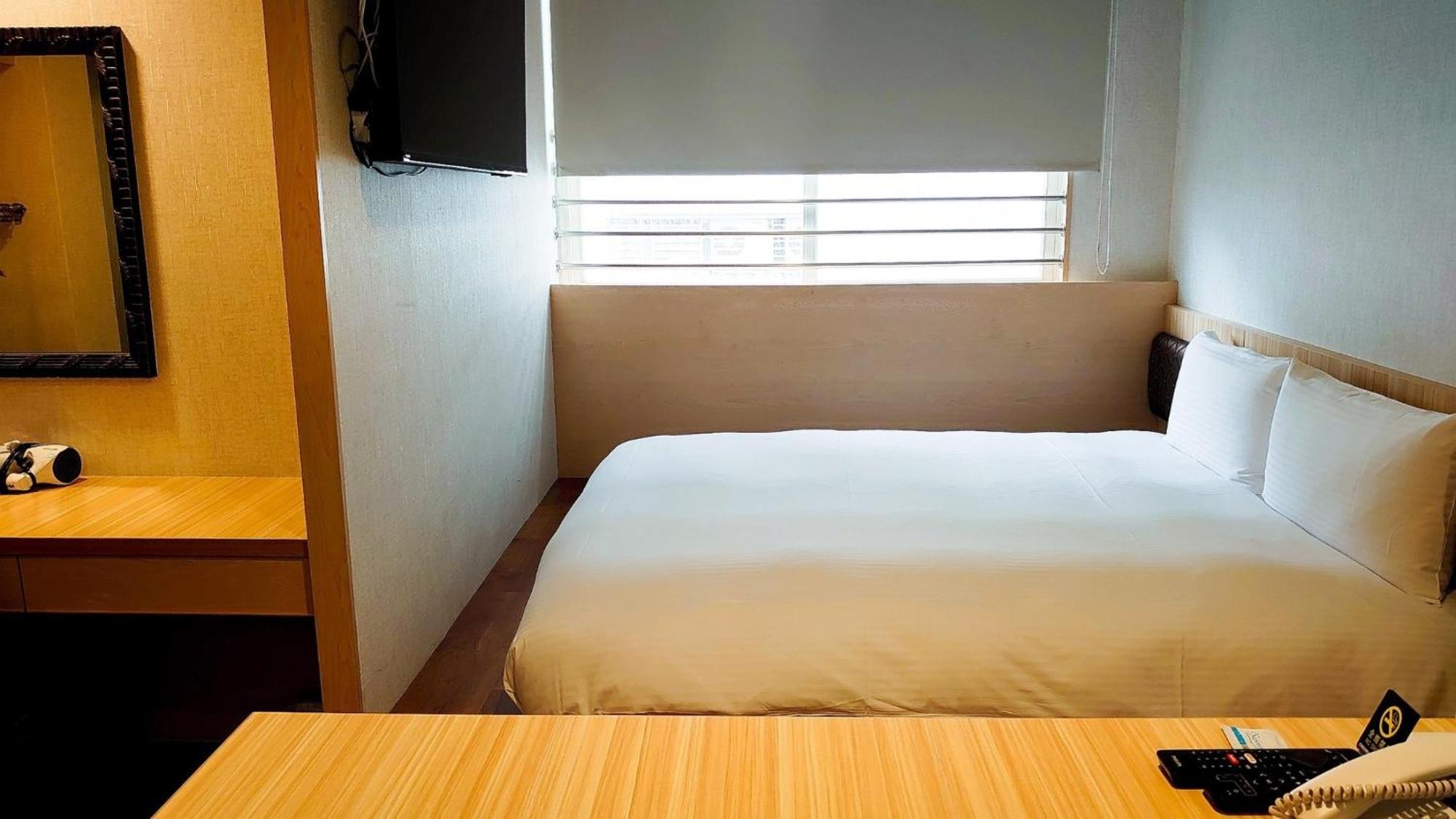 Hub Banqiao Branch Hotel *