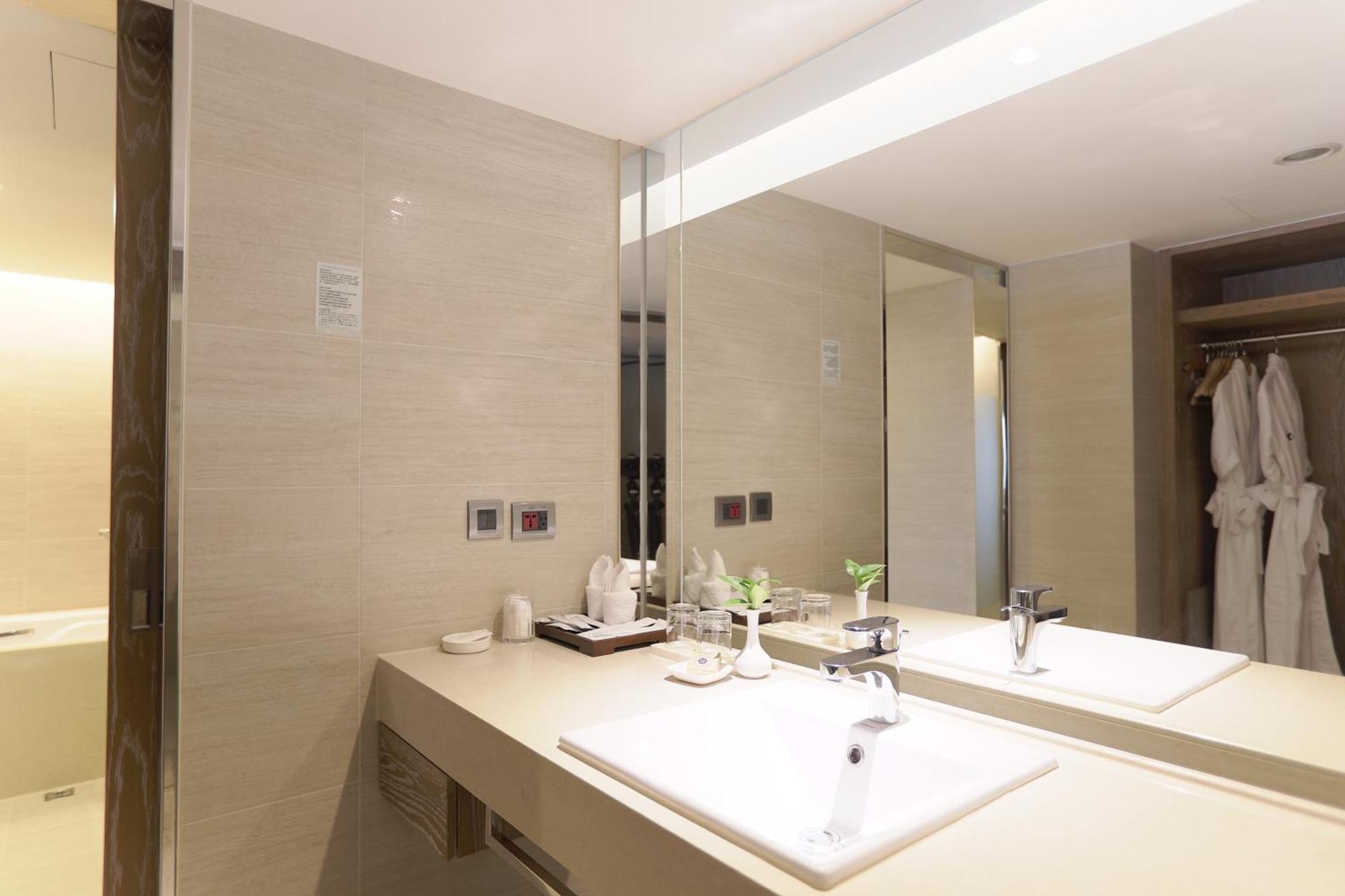 Hotel Santos 4*