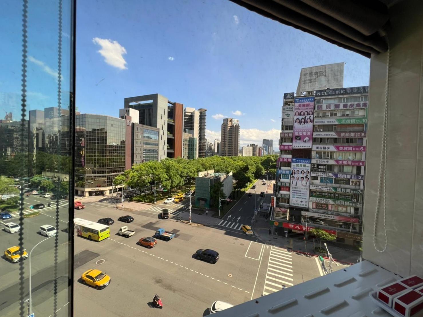 Capsule hotel Meworld - Daan *