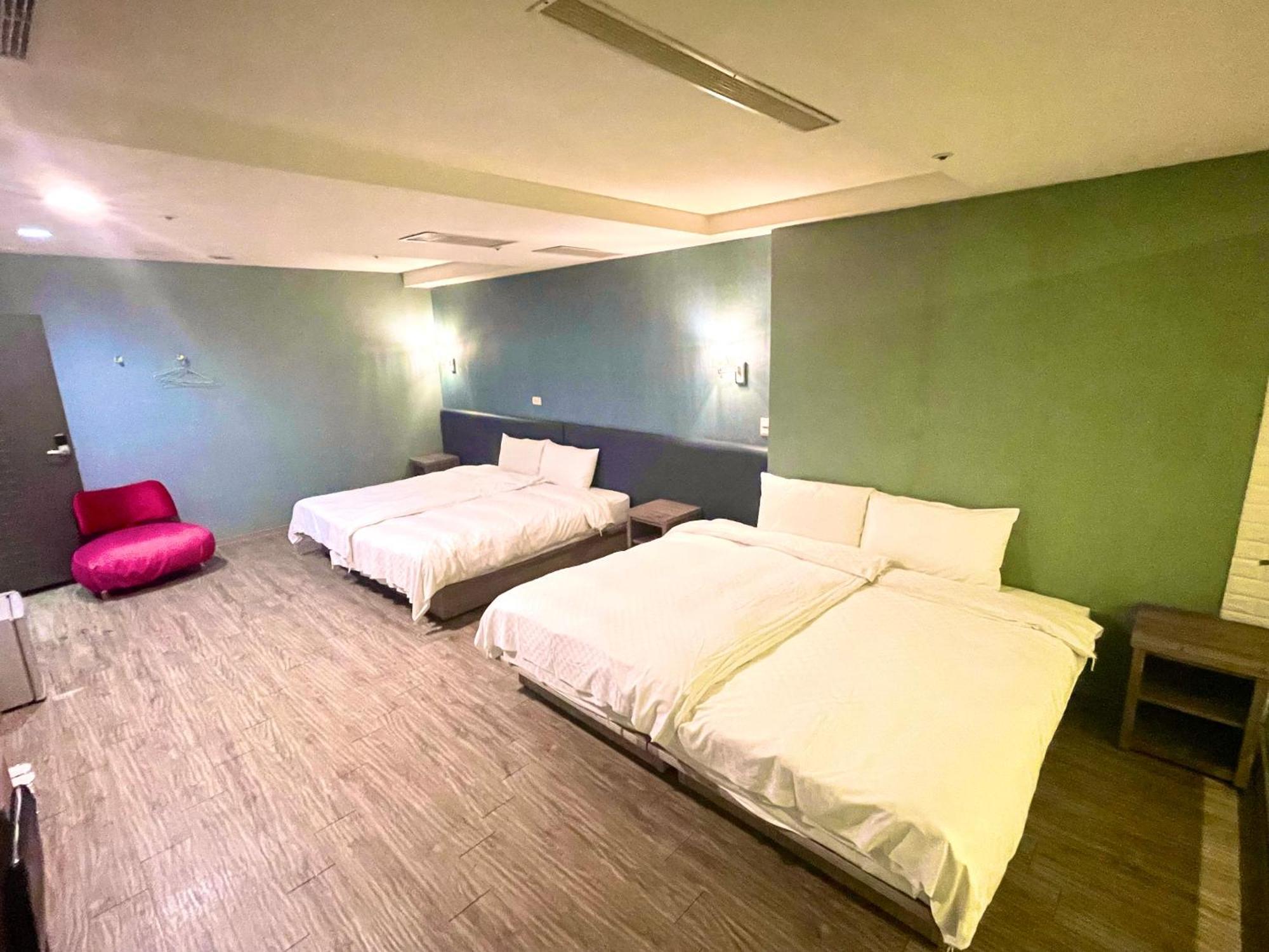 Walker Hotel - Zhengyi Hotel 3*