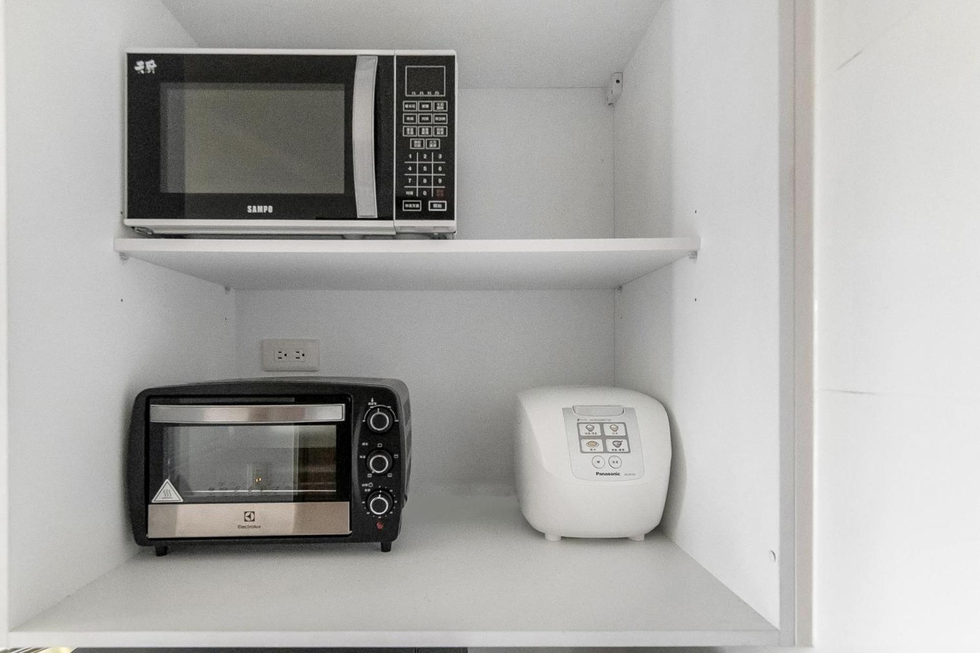High Floor New Bldg 4b2bldk Ximending, Stunning Views • 高層新樓 4房2衛 西門町 美景 Apartment