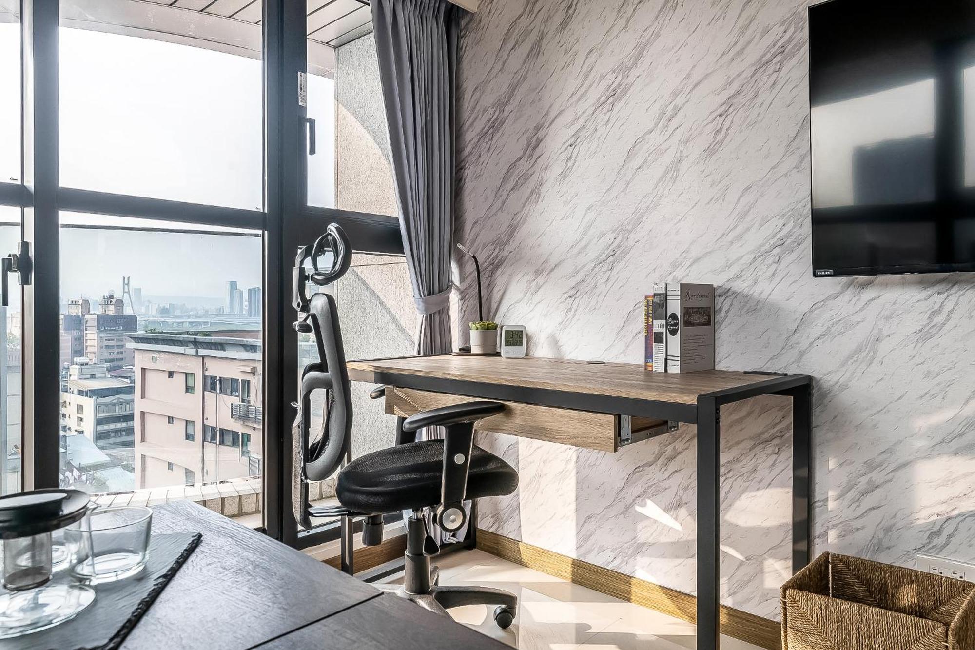 High Floor New Bldg 4b2bldk Ximending, Stunning Views • 高層新樓 4房2衛 西門町 美景 Apartment