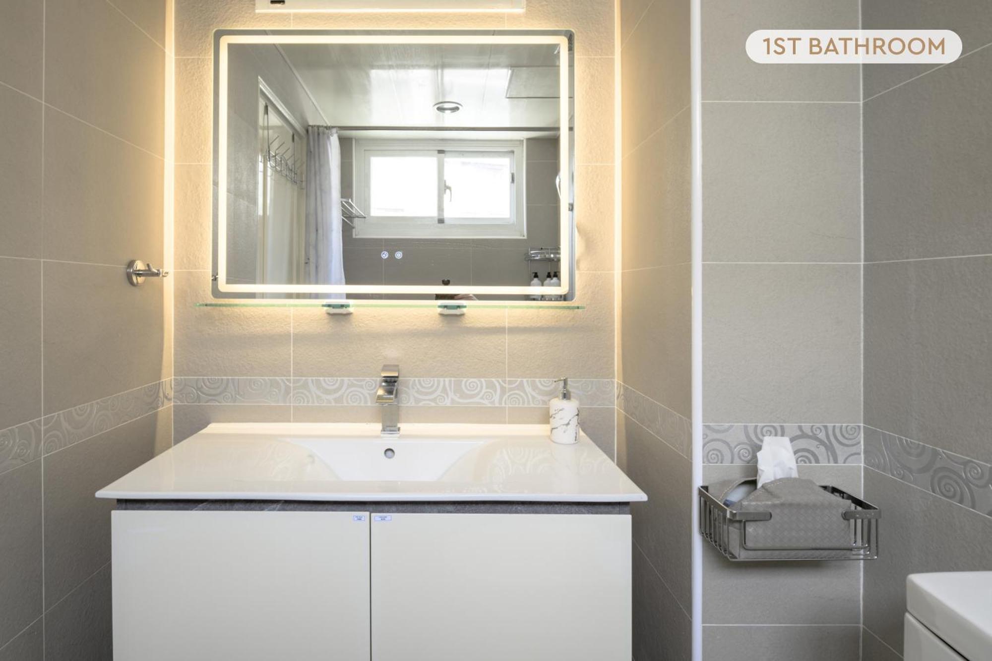 4b2b Yanji Earthly Home: Steps From Sys Memorial Hall Mrt Apartamento *