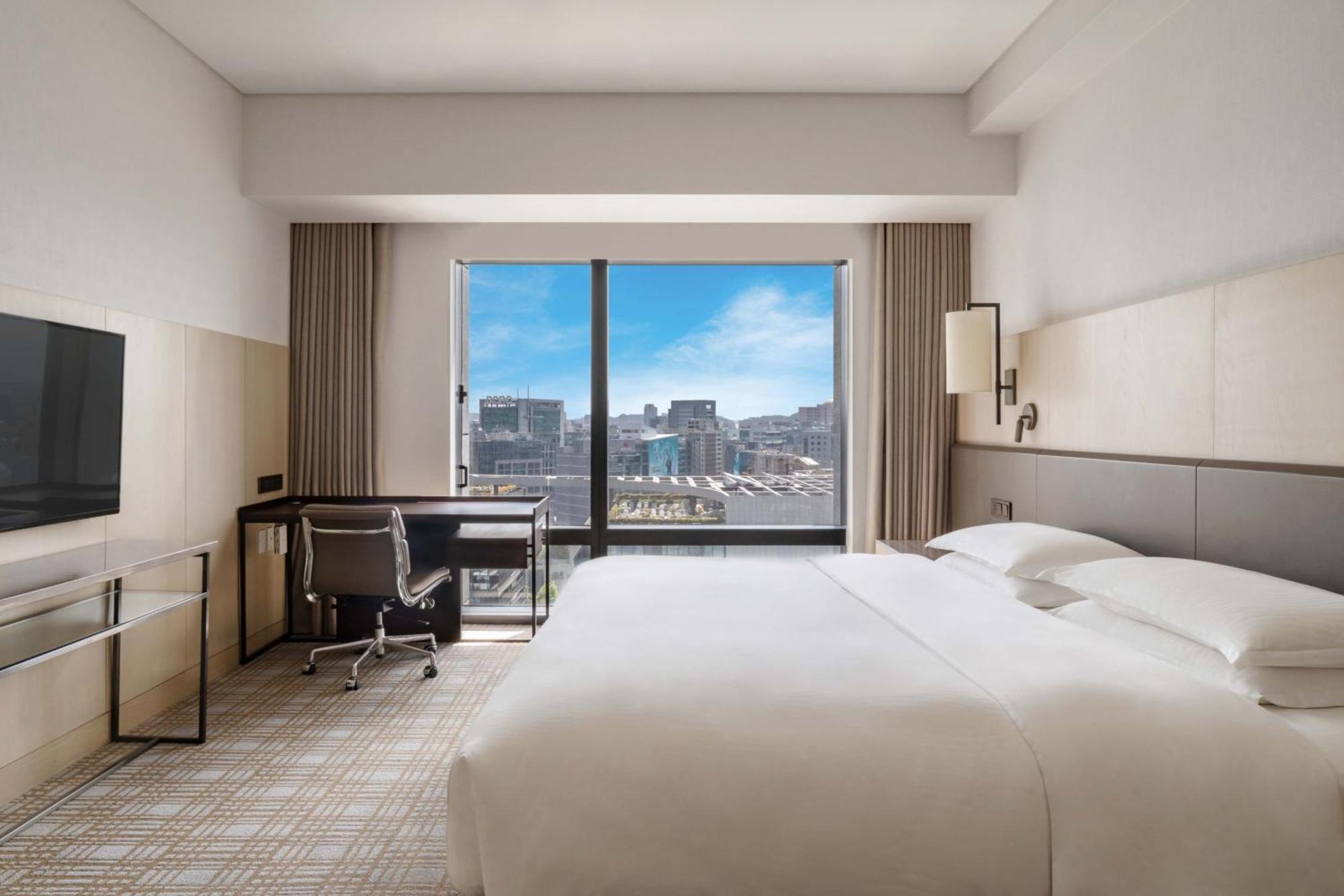 Hotel Marriott 5*
