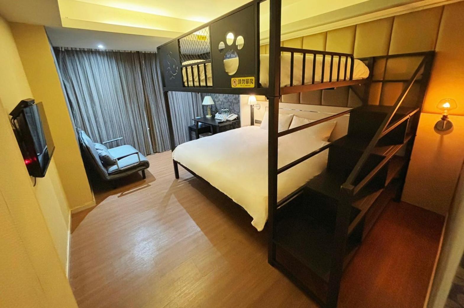 Hopecity Minsheng Hotel Taipei