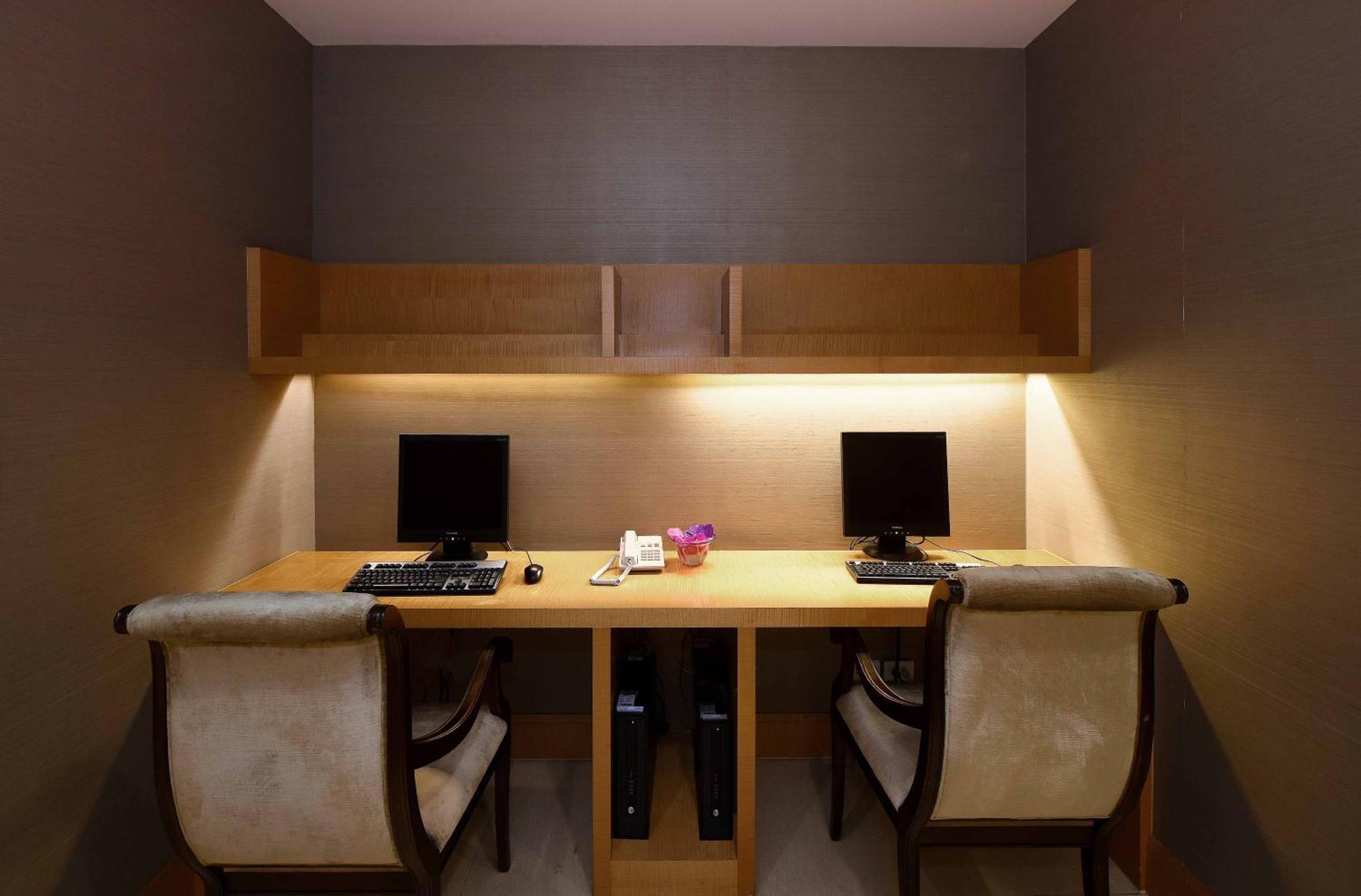 Hotel Fullon Taipei,