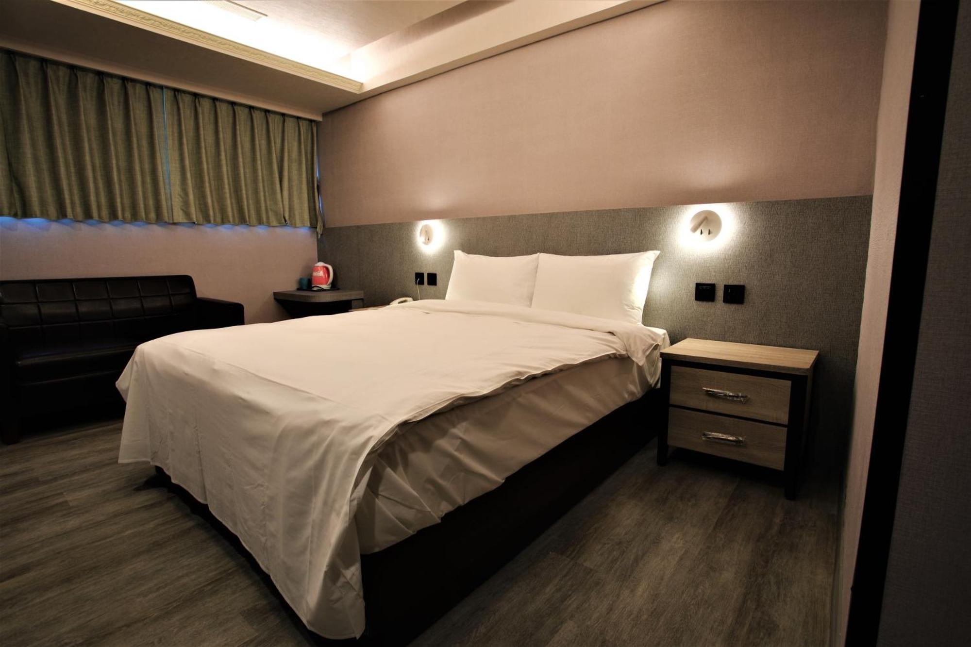 Golden Penginapan 3*