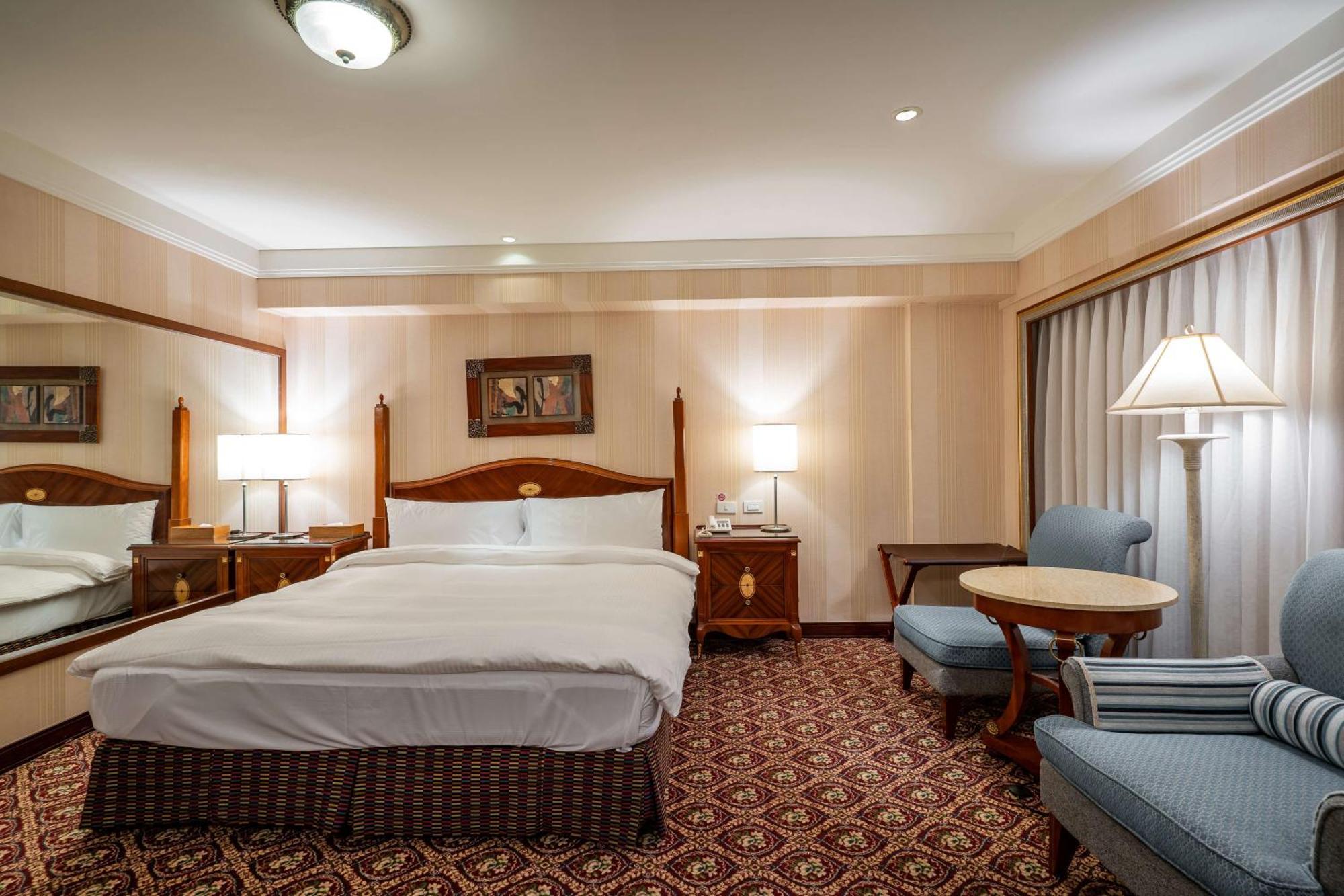 Waikoloa Hotel 3*