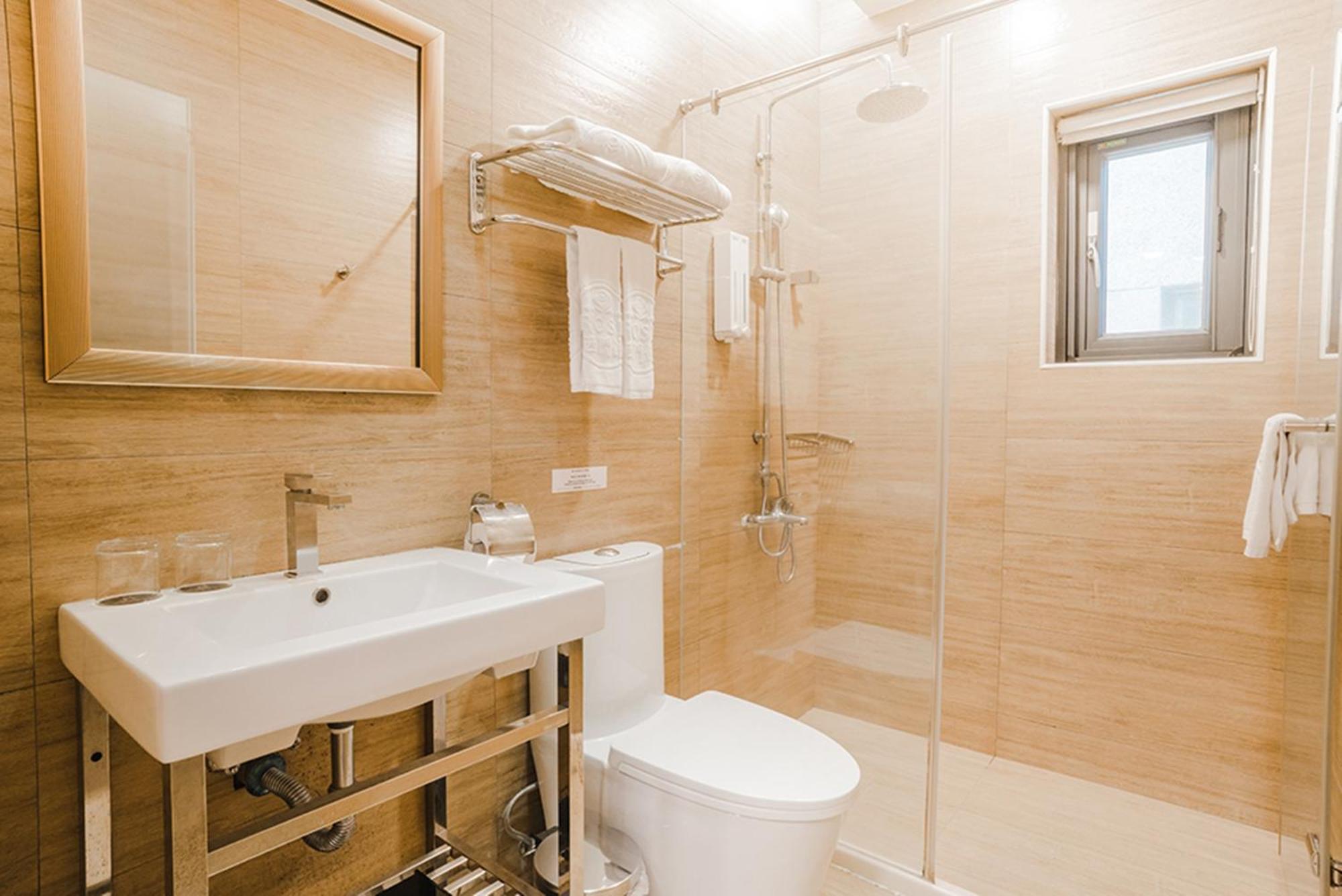 Royal Rose Ximen Pensão 3*
