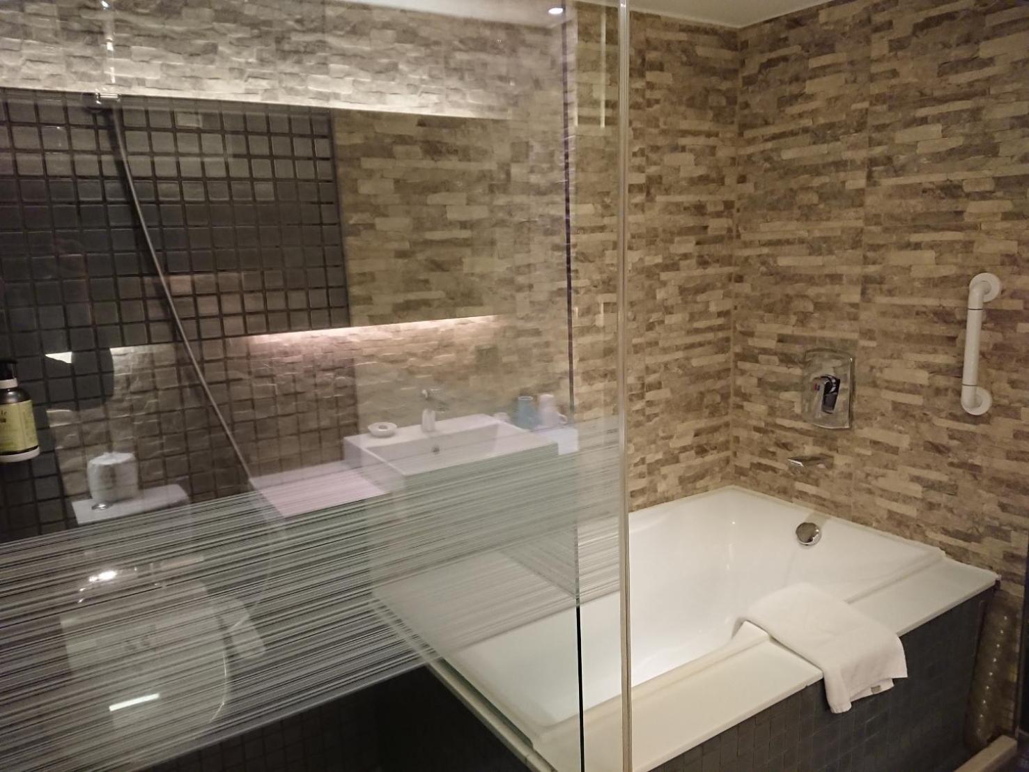 Simple + Hotel