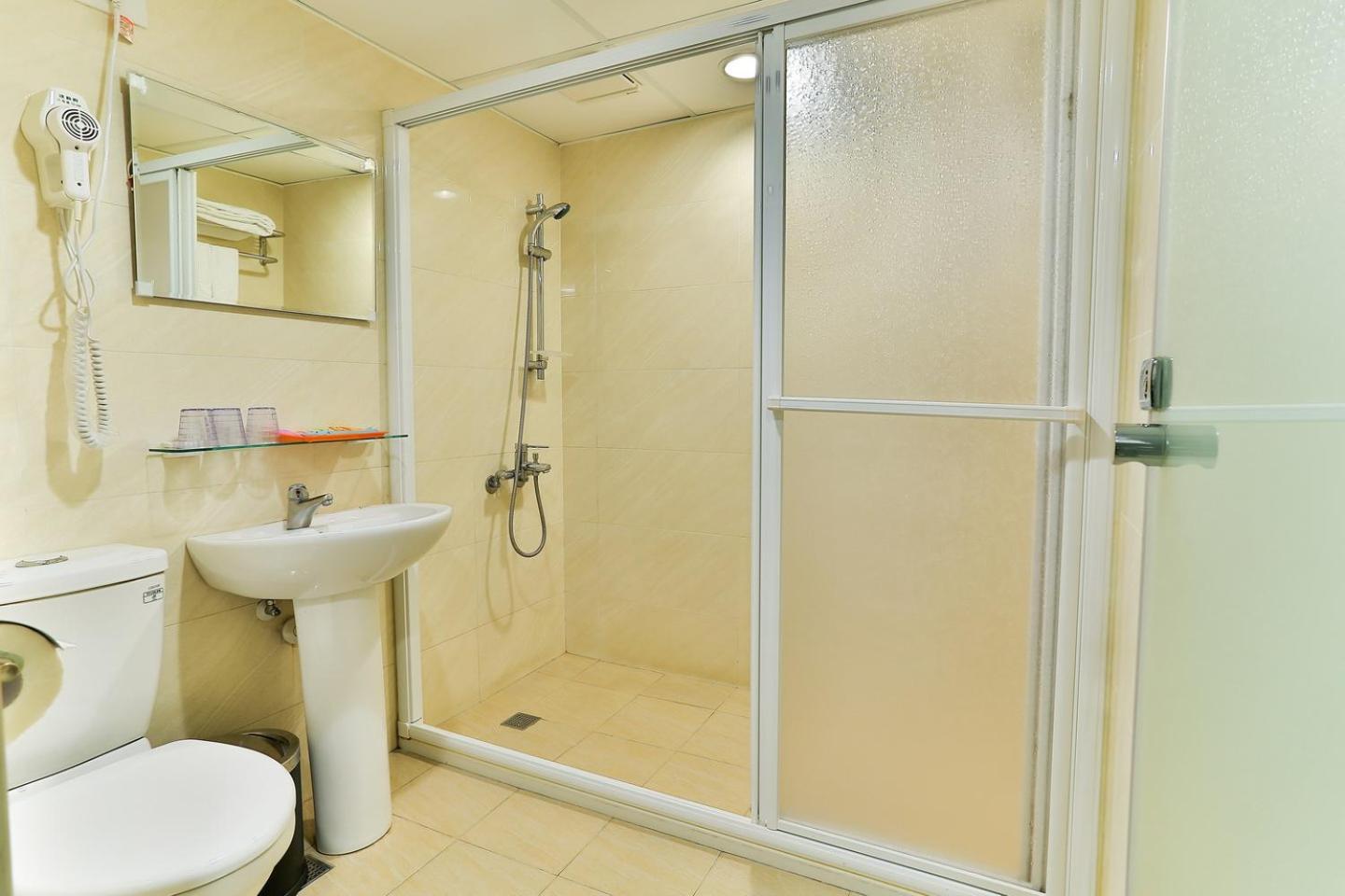 Hotel City Hotel 3*