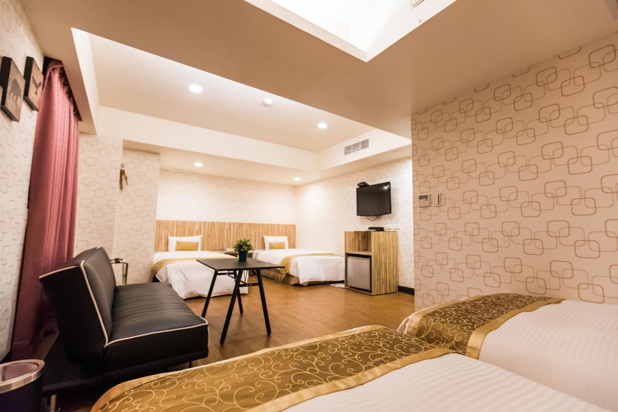 City Hotel 3*
