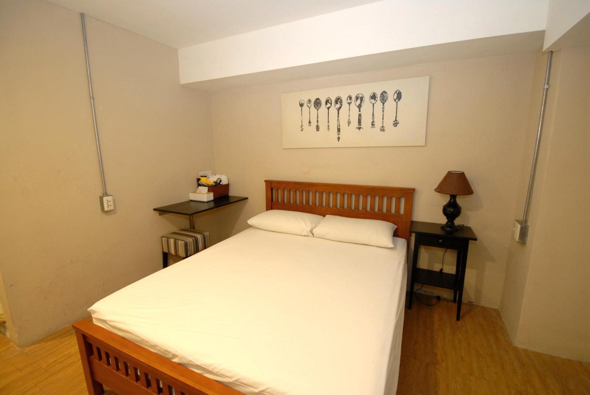 Mr. Lobster's Secret Den Design Hostel *