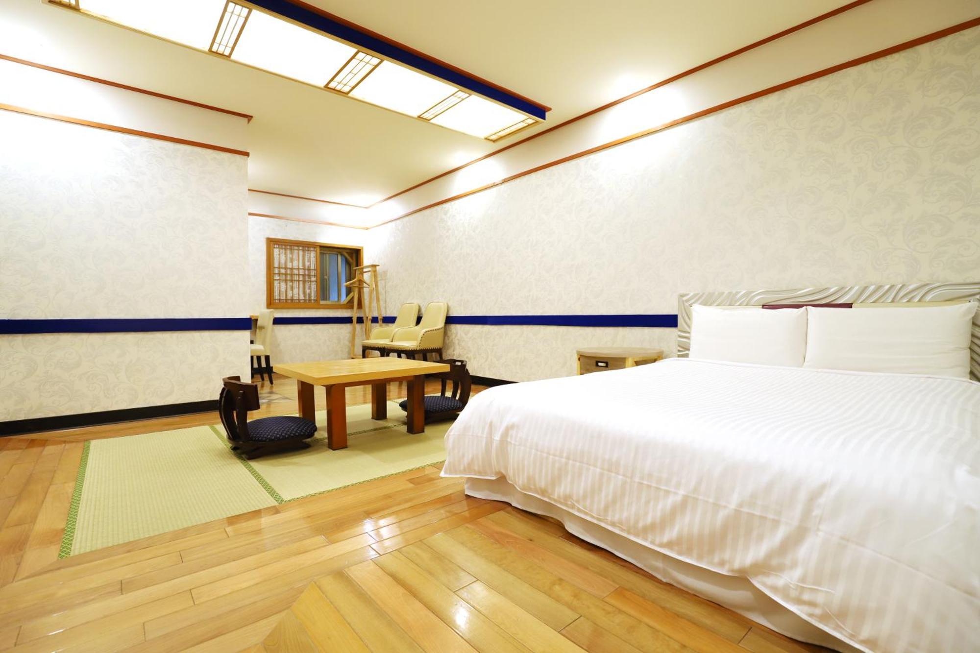 Inn Gorgeous Hot Spring 3*
