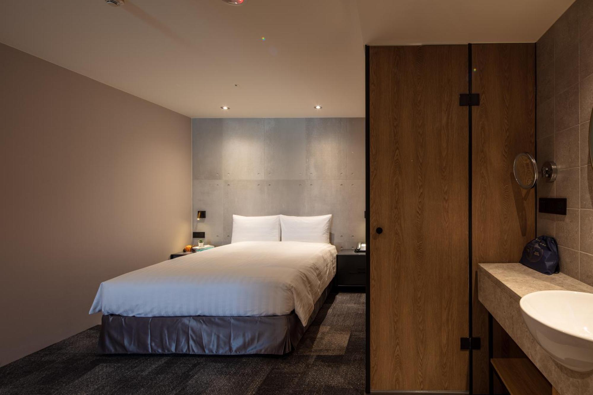 Roaders - Theme Hotel Taipei