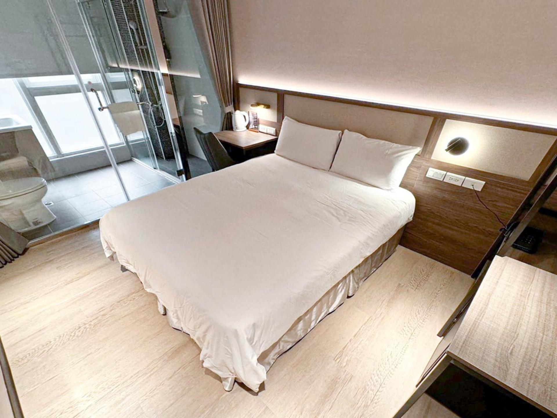 Royal Rose Zhongshan Hotel