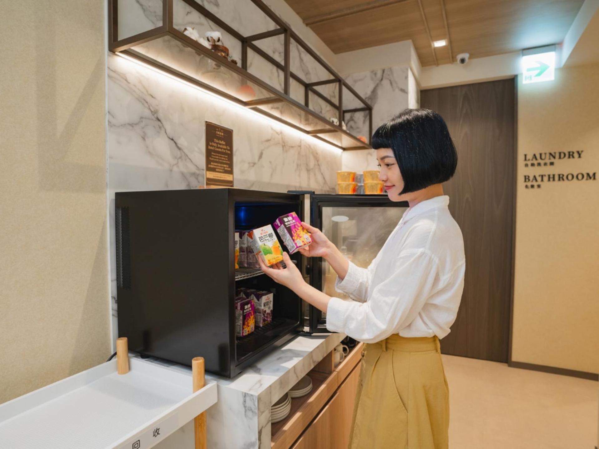 Royal Rose Zhongshan Hotel