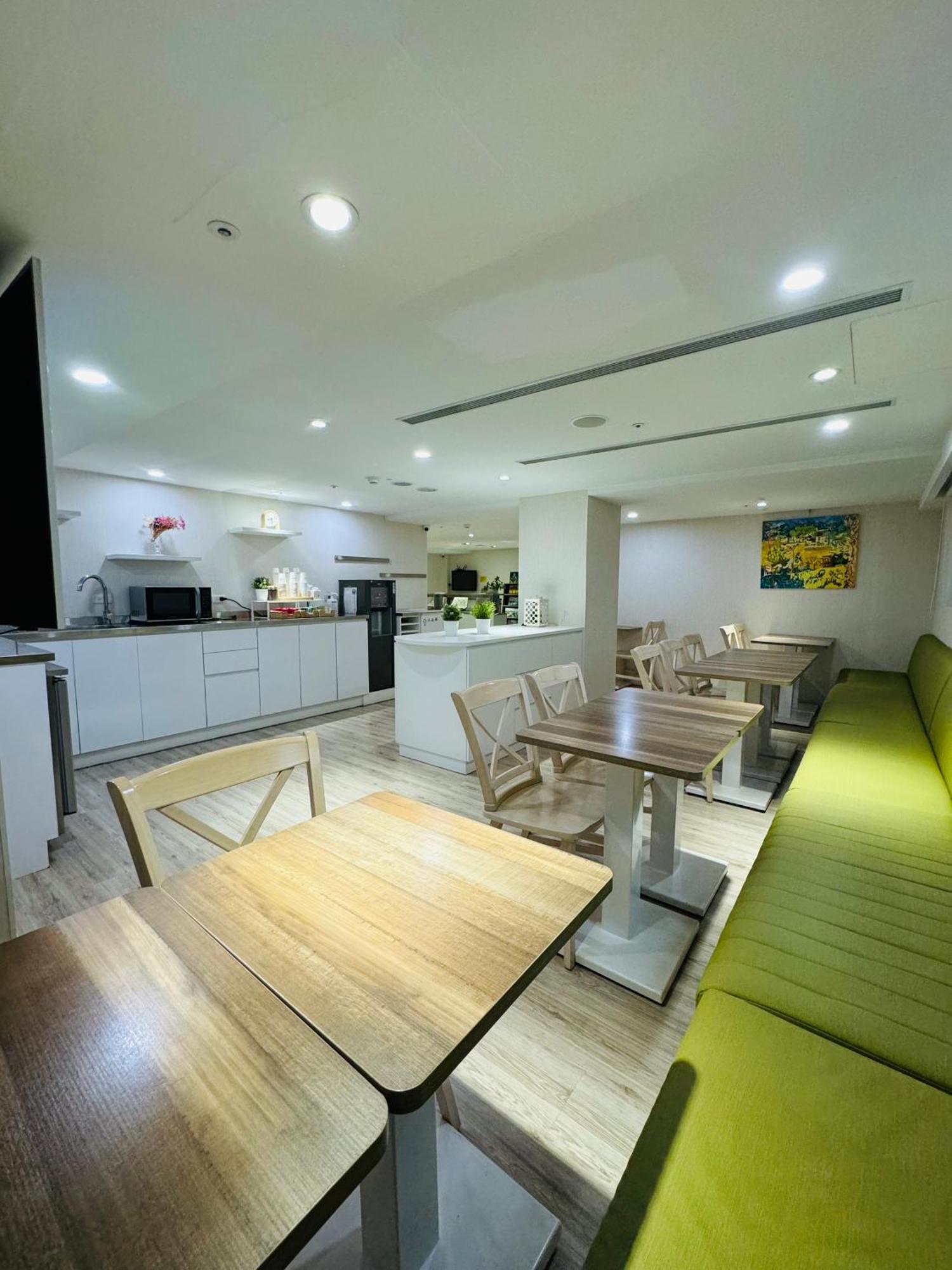 Apause Hotel