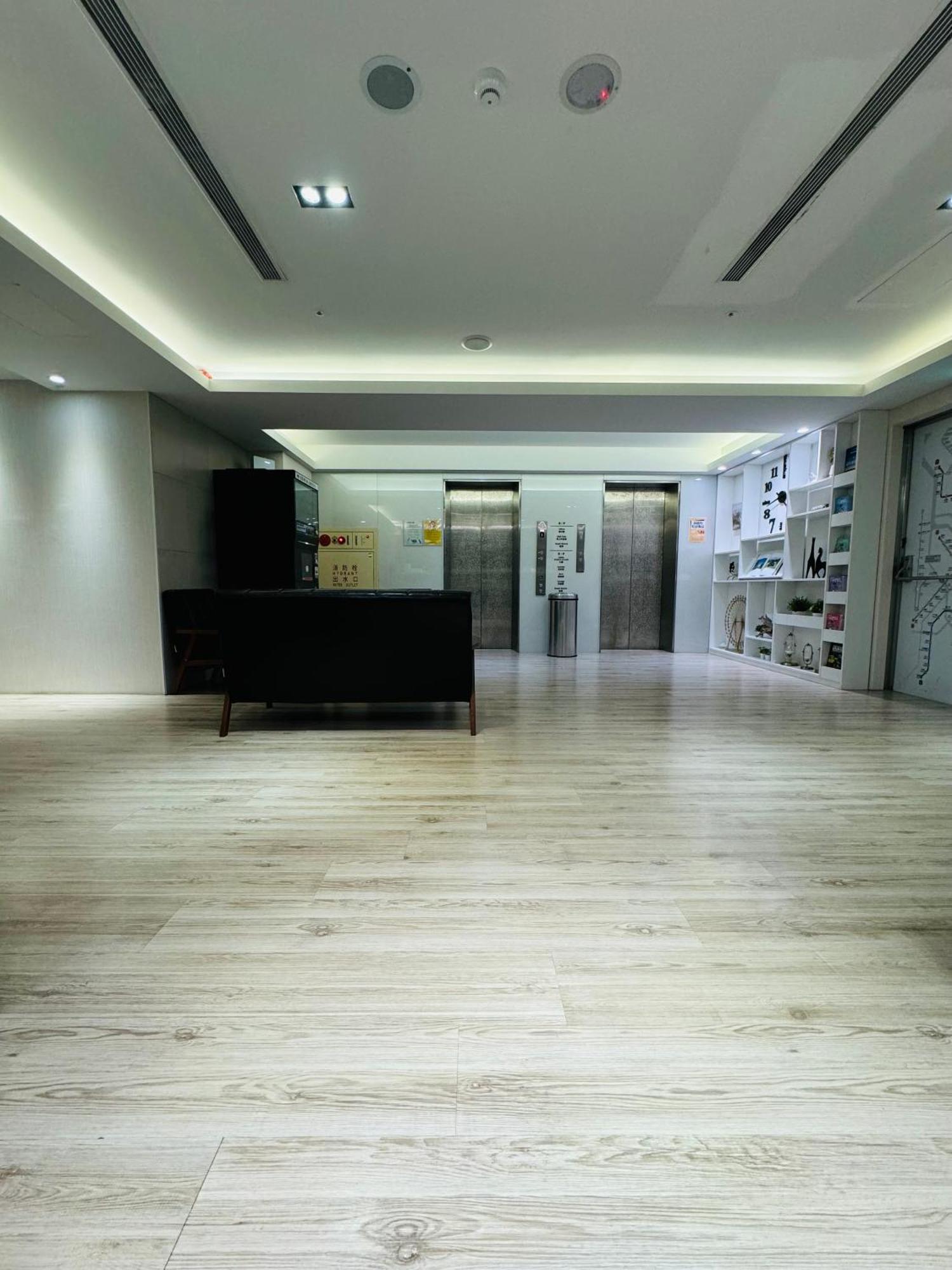Apause Hotel 3*