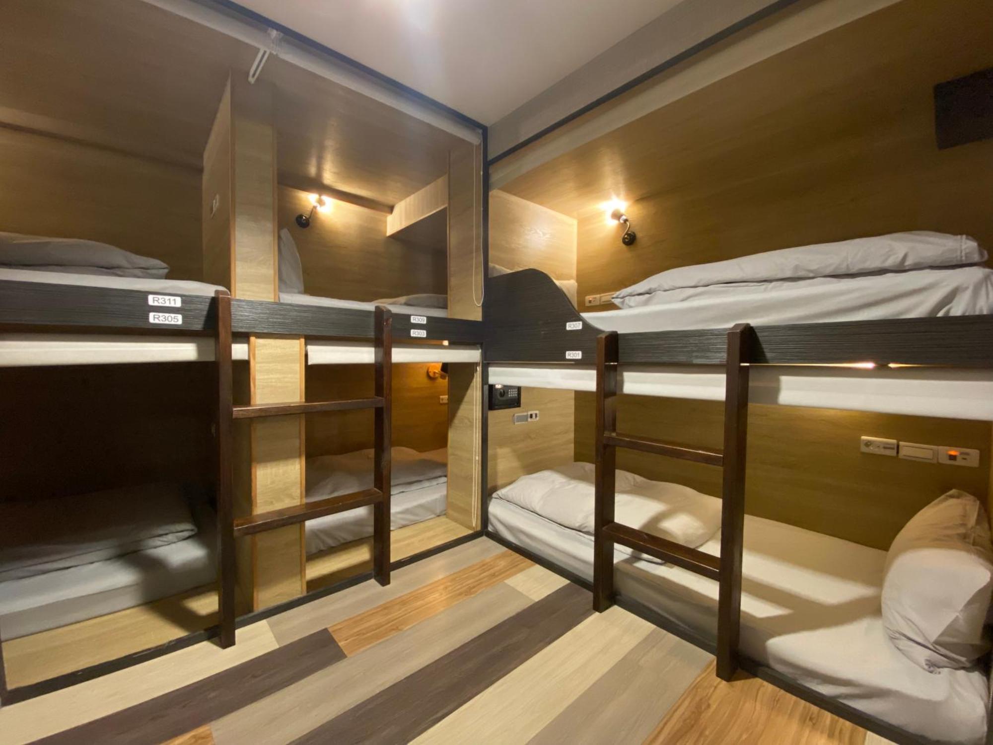 Hostel Work At 101 慕誠行旅