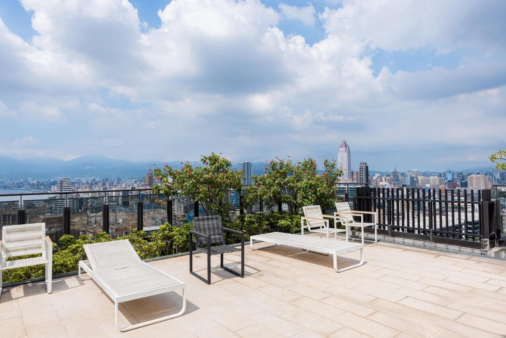 High Floor New Bldg 4b2bldk Ximending, Stunning Views • 高層新樓 4房2衛 西門町 美景 *