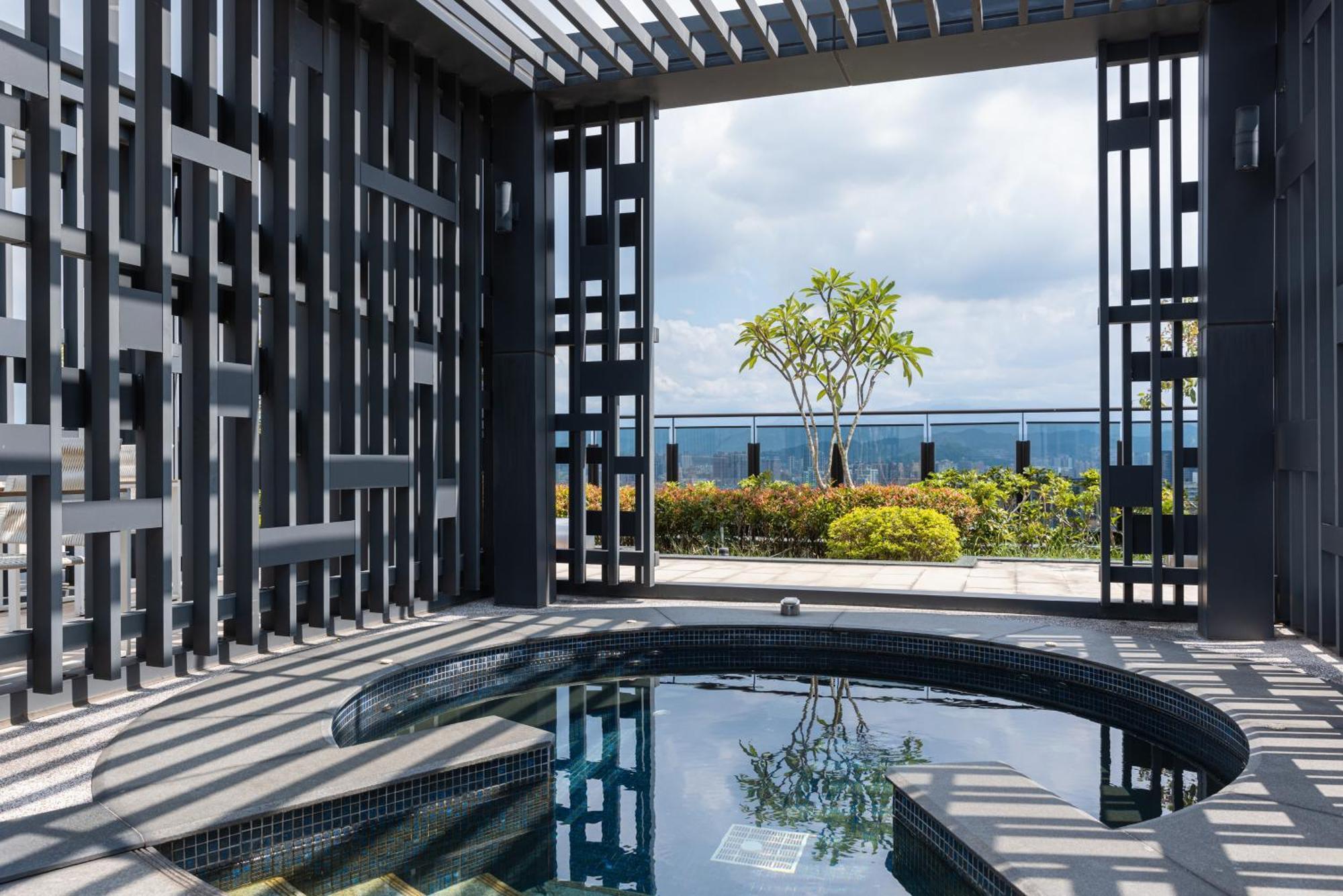 High Floor New Bldg 4b2bldk Ximending, Stunning Views • 高層新樓 4房2衛 西門町 美景 * Taipei