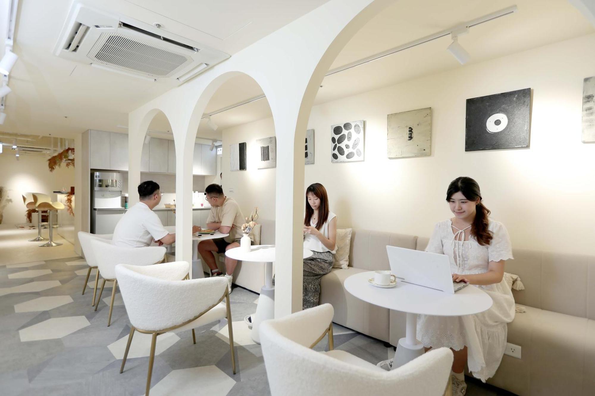 Wondertime3- Hankou' 'taipei Main Station