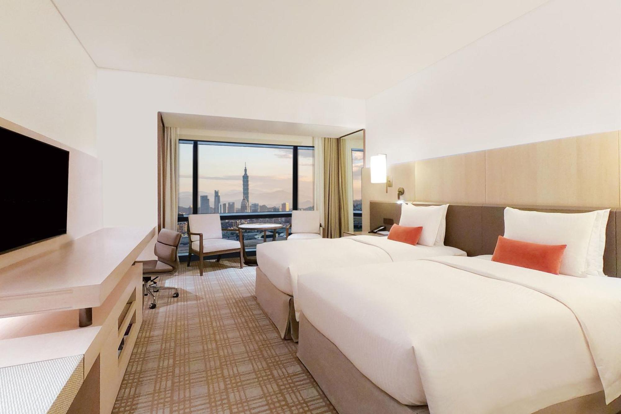 Hotel Marriott 5*