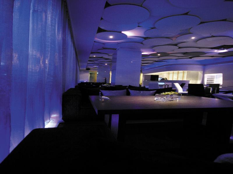 Eight Zone Hotel