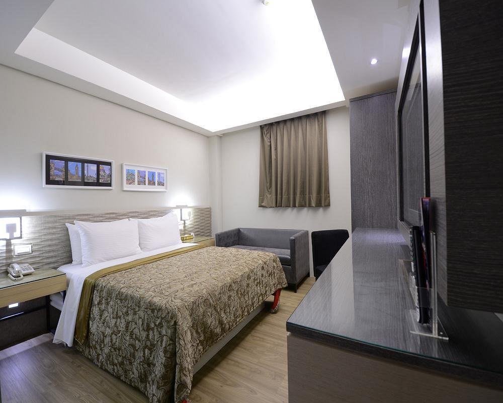 Royal Garden Hotel 3*
