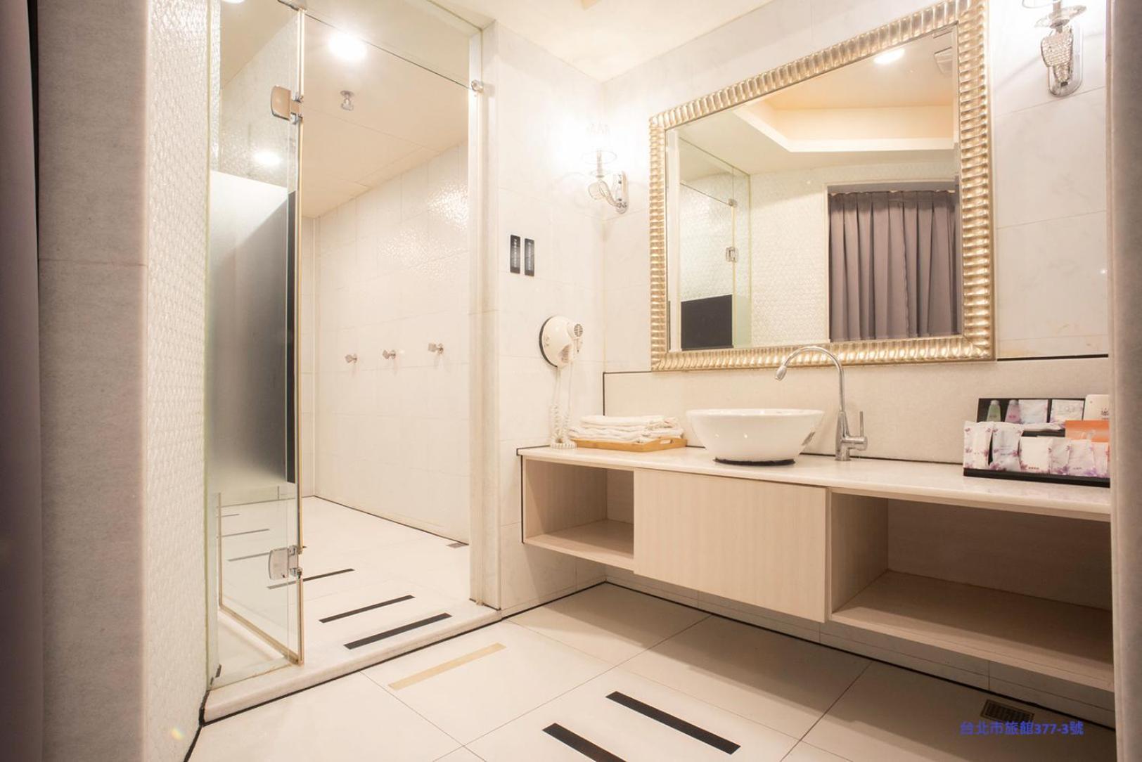 Motel Discovery - Yanping Taipei